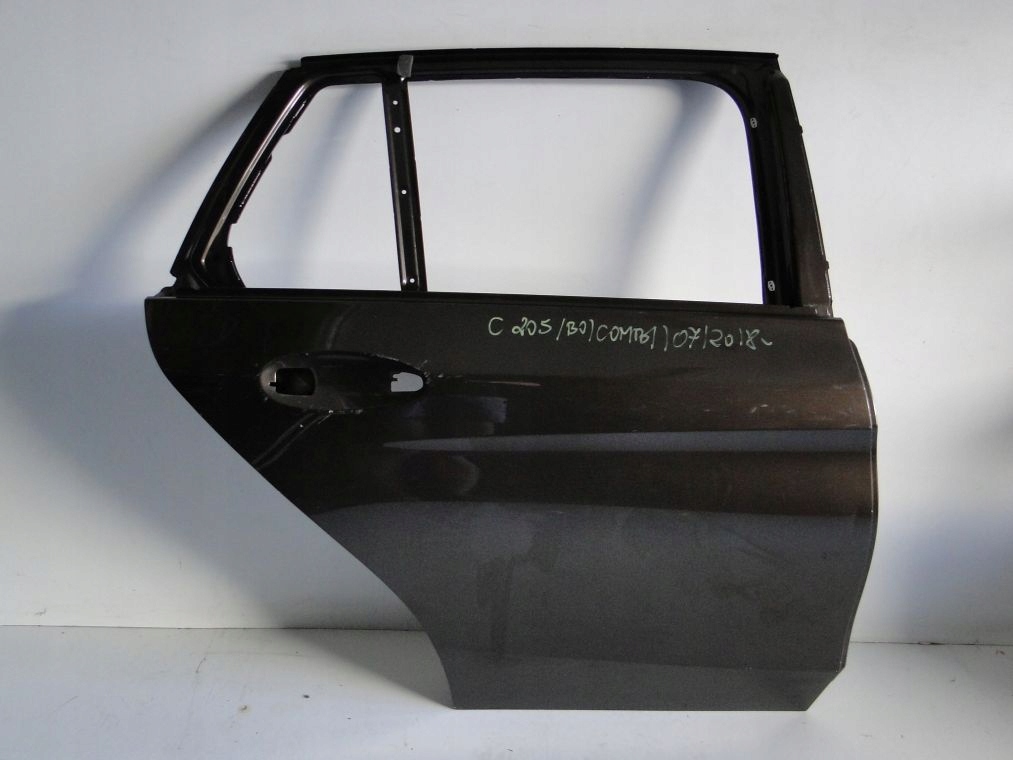 MERCEDES C KLASA W205 205 KOMBI DRZWI PRAWE TYLNE Kolor do lakierowania