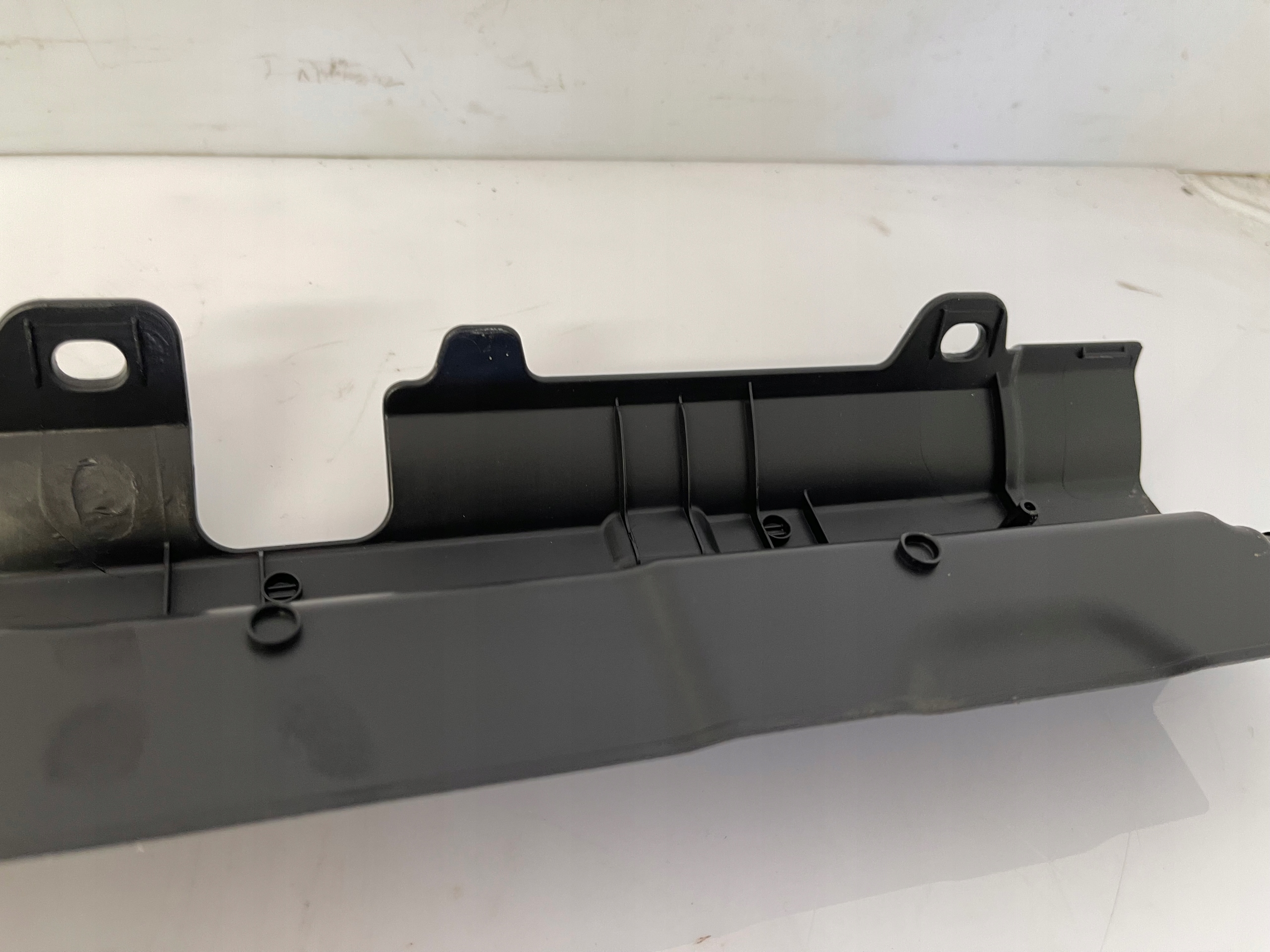 VW PASSAT B8 moulding cover boot KOMBI 3G9863409