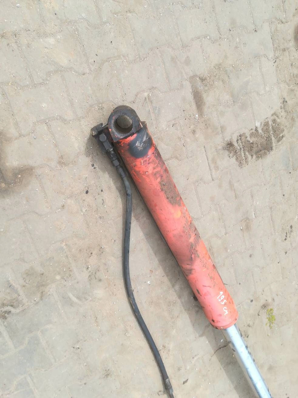 SIŁOWNIK HYDRAULICZNY Producent części inny