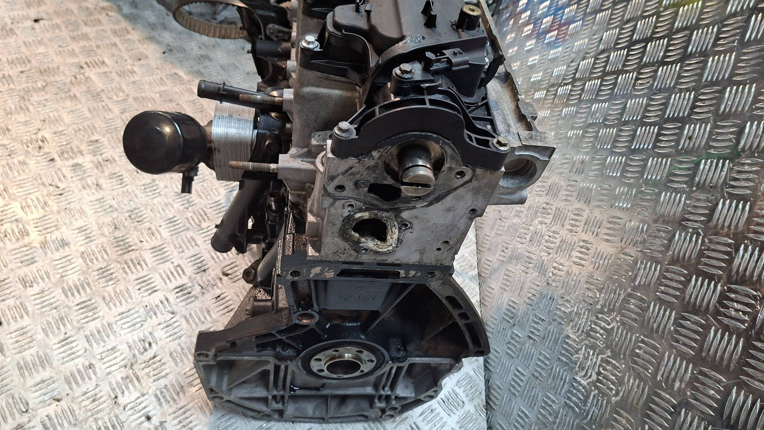 engine K9K892 DACIA DUSTER SANDERO LOGAN 1.5 DCI 2010- 142000 Przebieg