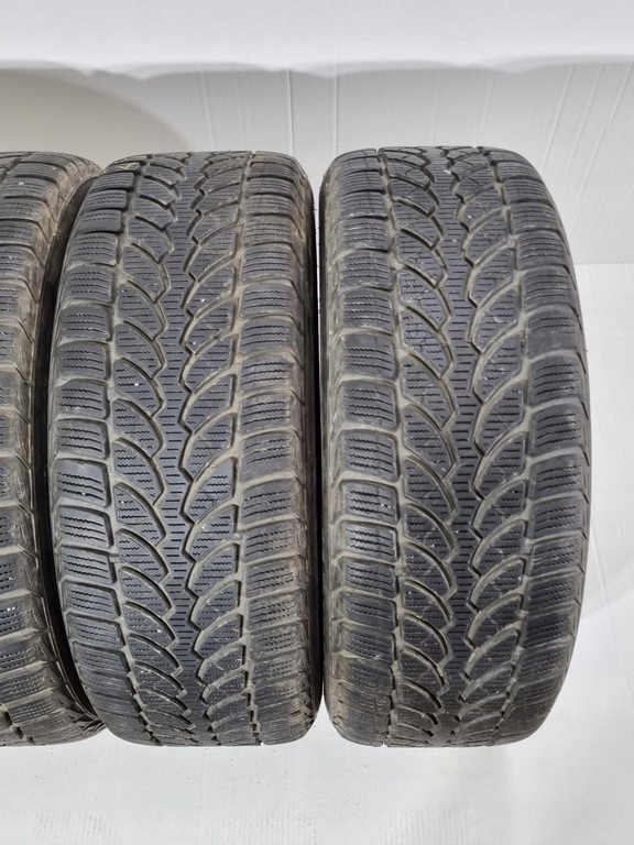 Opony K2541 Bridgestone | 205/55R16 | zimowe komplet EAN (GTIN) 3286341270310