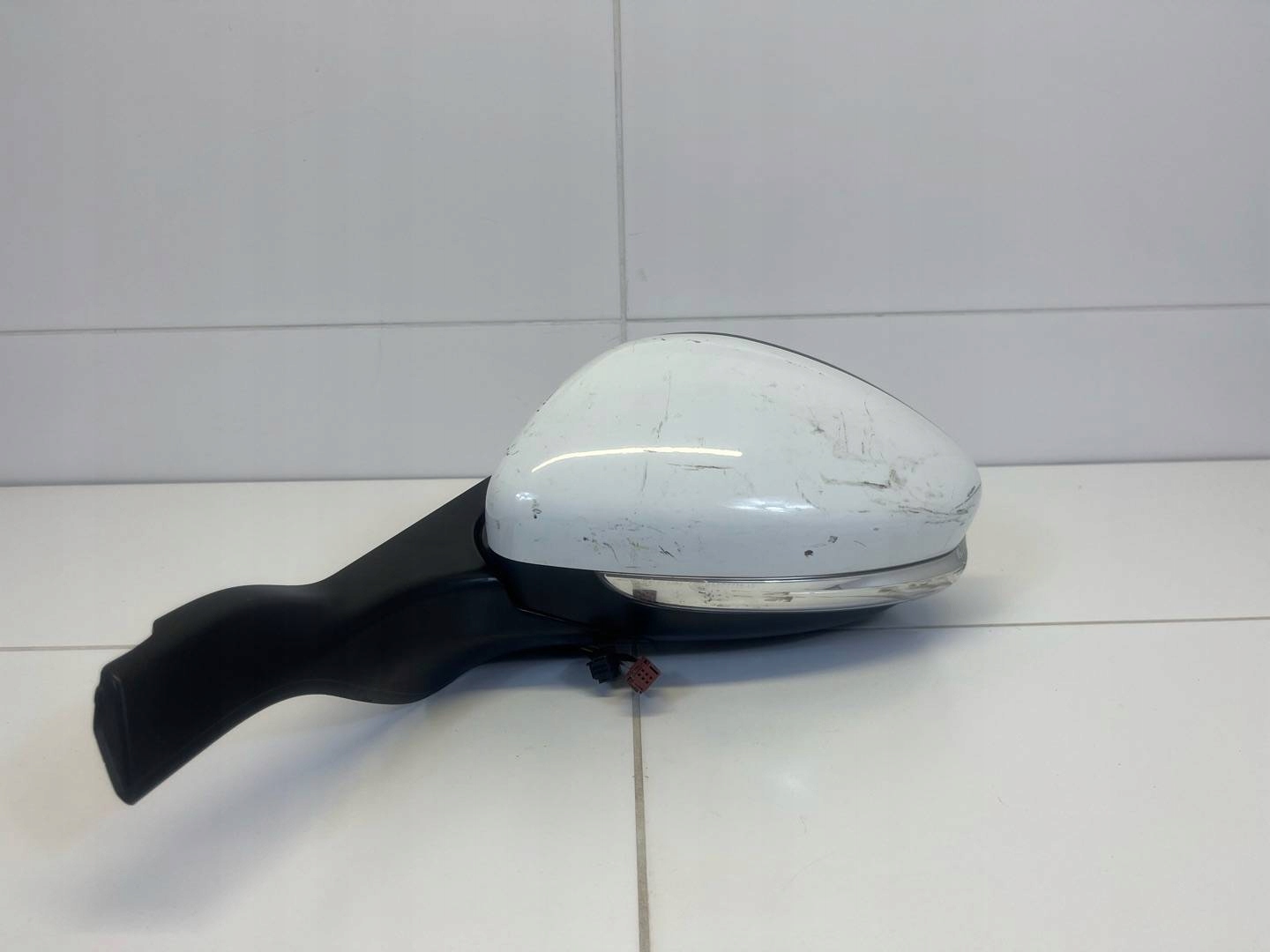 mirror exterior left side Peugeot 2008 facelift 2018 2326.73.077