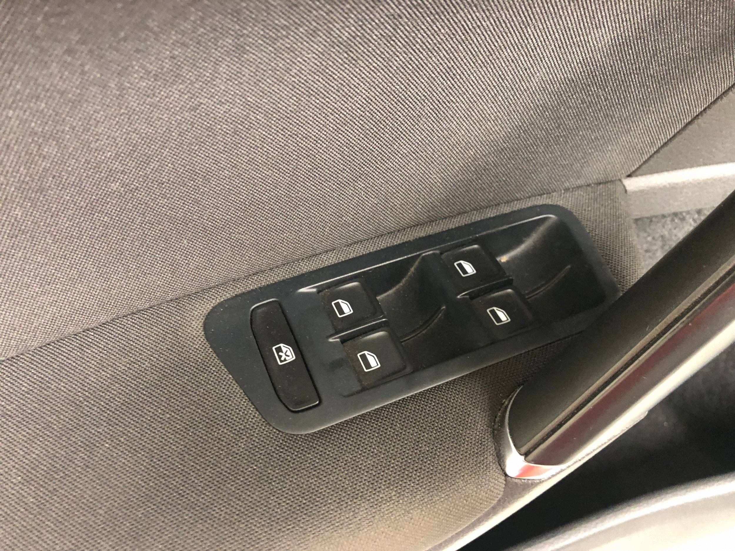 side door left front VW GOLF VII KOMBI 5G4868079