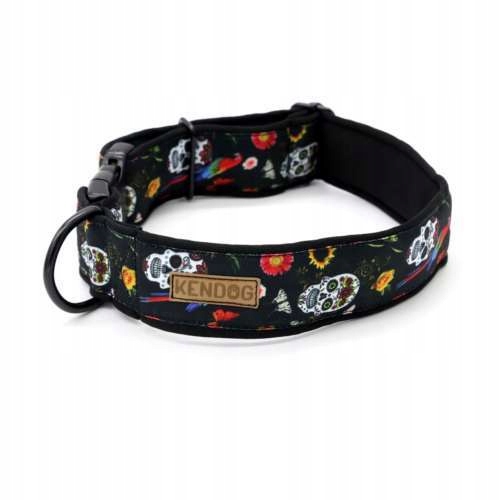 Obojek pro psa ručně vyrobený „Lebky“ 5 cm L