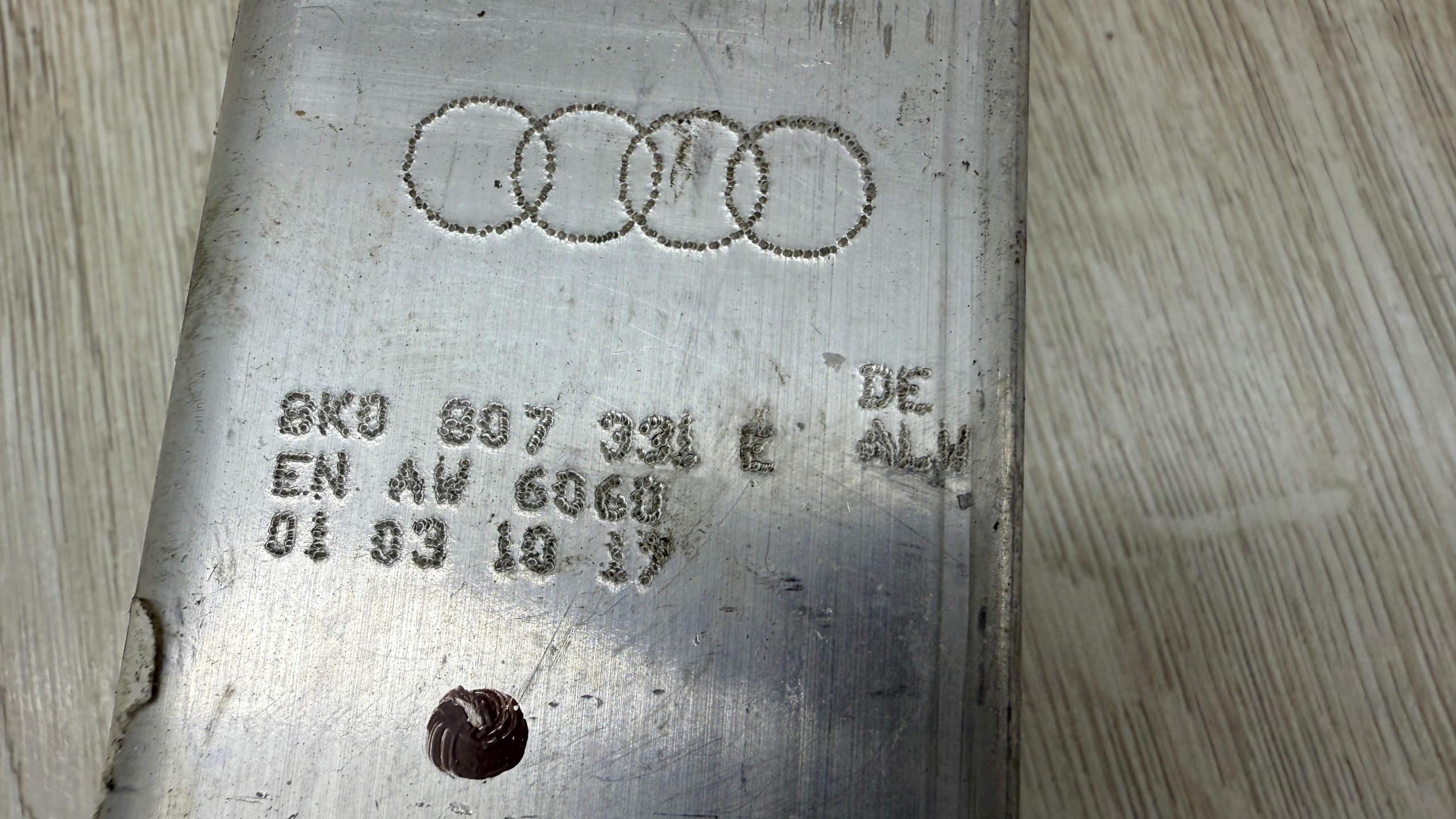 left beam tip sider rear part AUDI A4 B8 A5 8T 8K0807331E K59/870LI