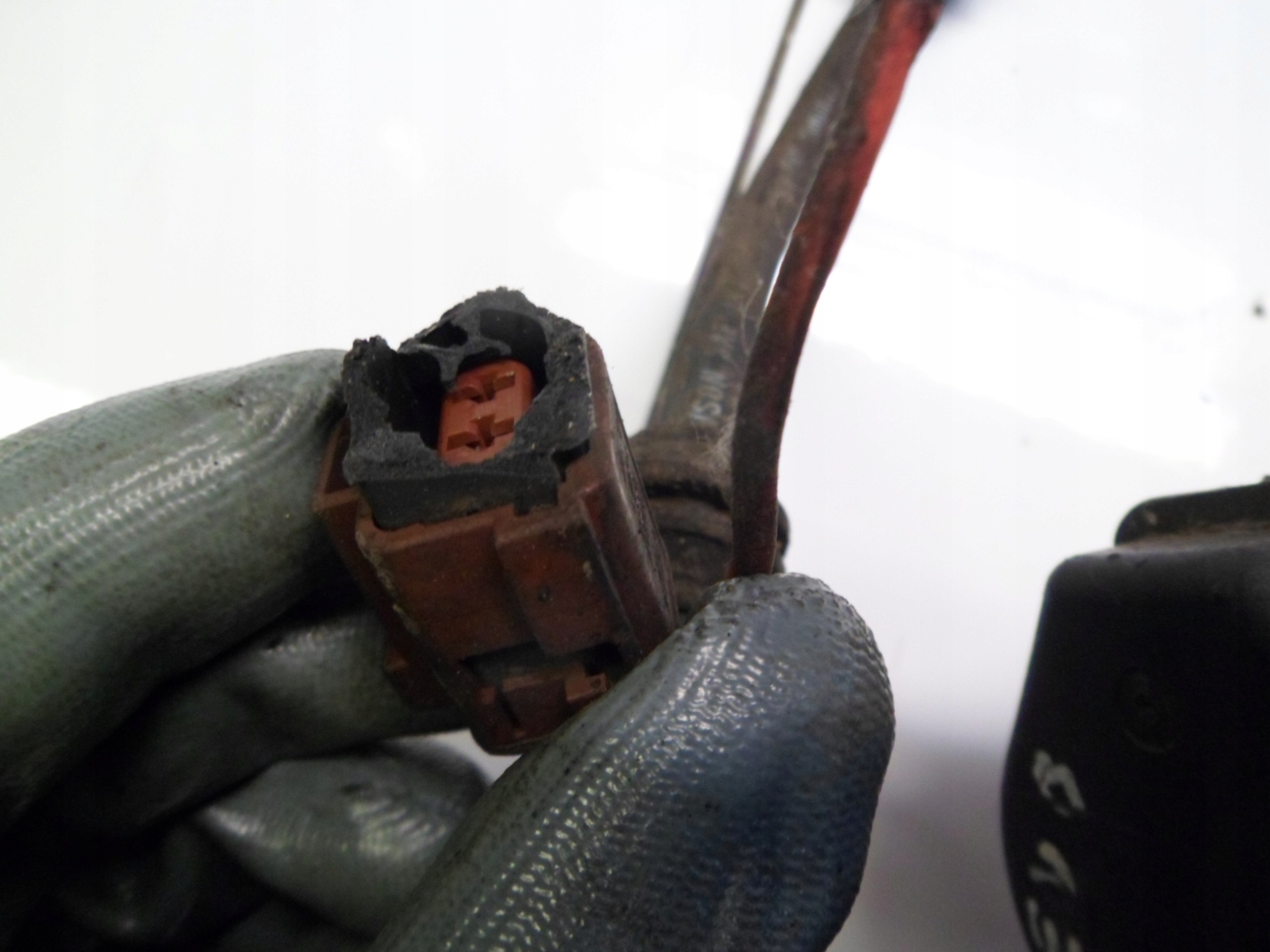 RANGE ROVER EVOQUE caliper brake left rear part
