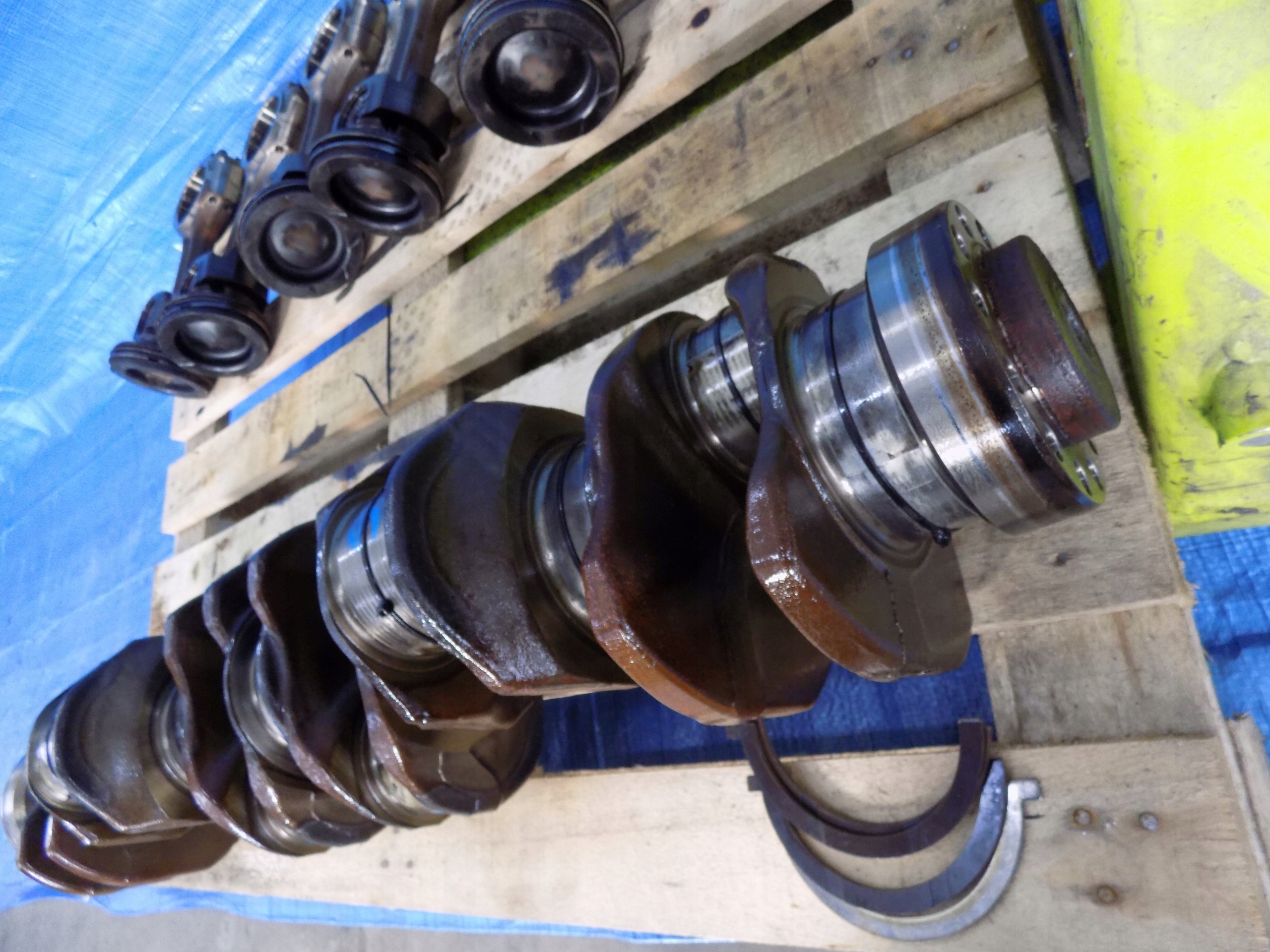 crank PANEWKI RENAULT PREMIUM 440 DXI 11 VOLVO