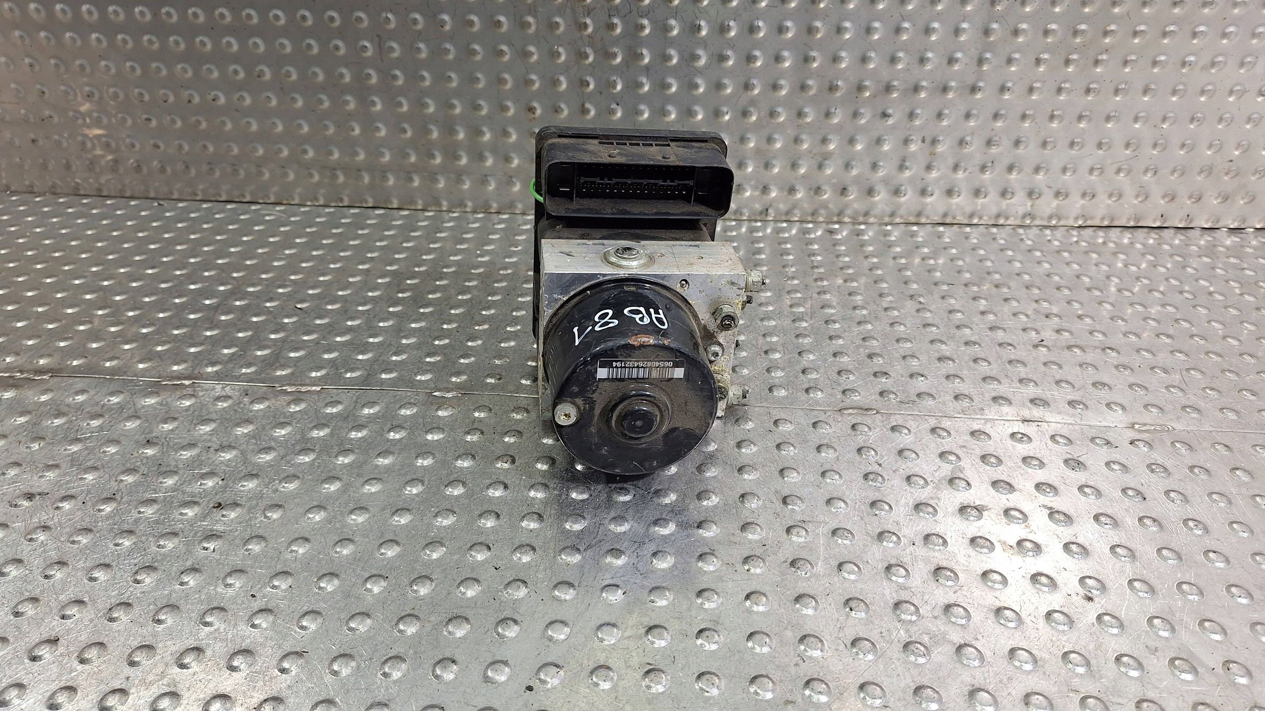 pumpa kompjuter računalo ABS 6787837 6791521 BMW E81 E87 E90 E91 E92 E93