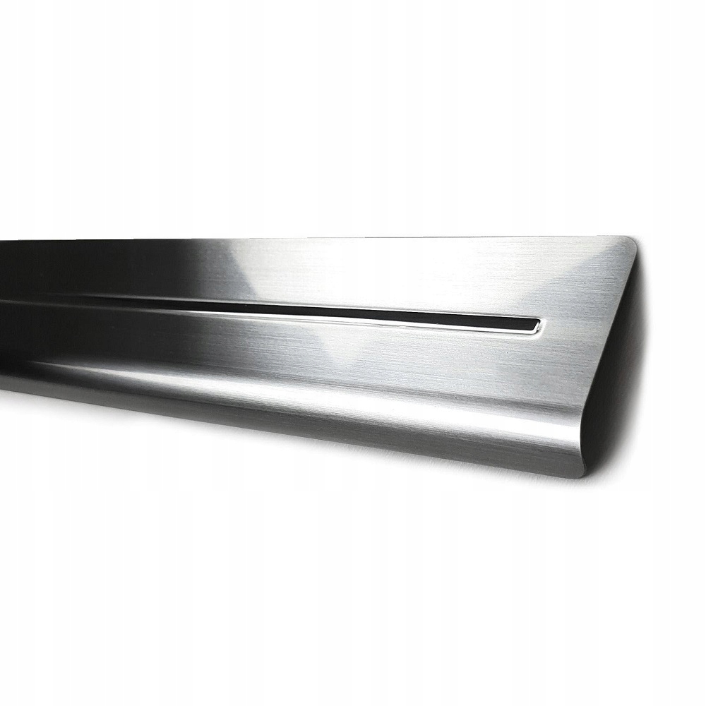 Listwy na progi Opel Astra J KB/HB 2009-2016 Producent Croni