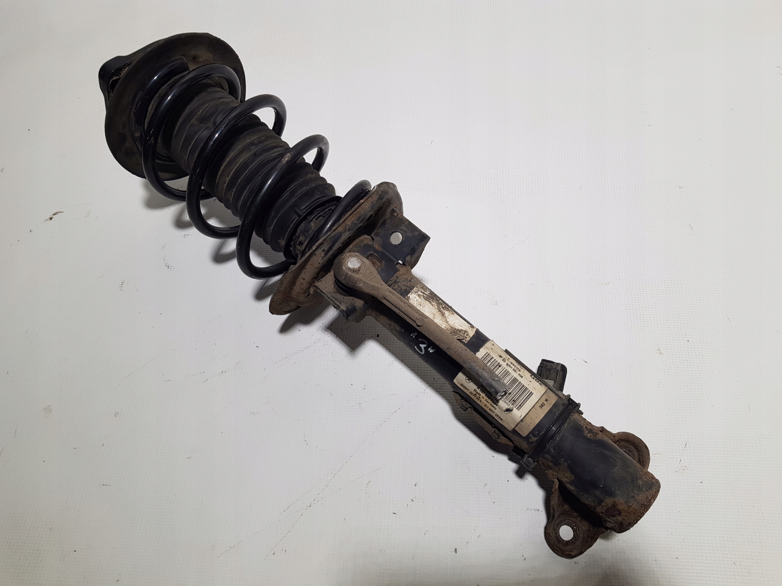 shock absorber front left right MERCEDES W207 C207