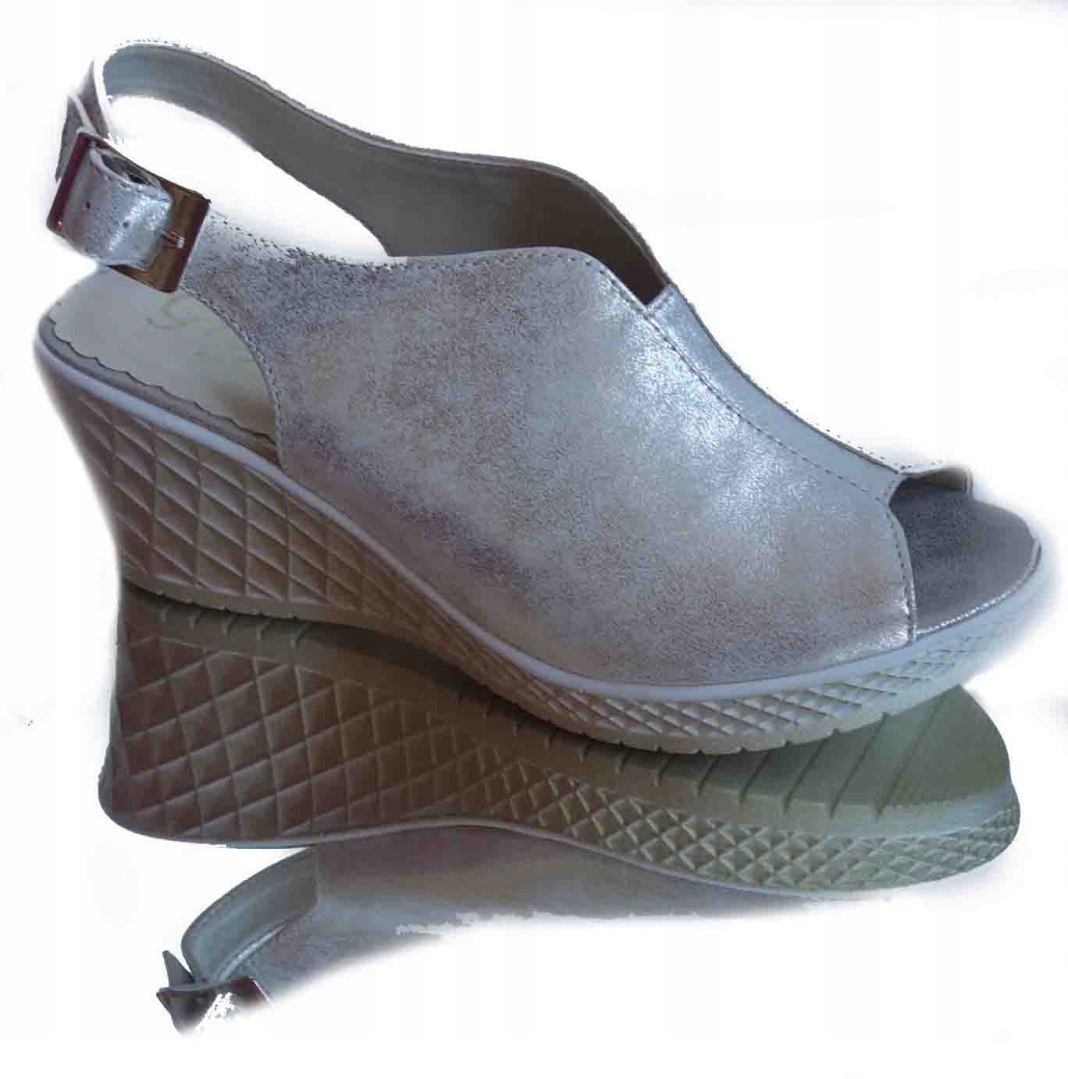 

Skórzane sandałki Fashion koturn tęg.G H srebro 36