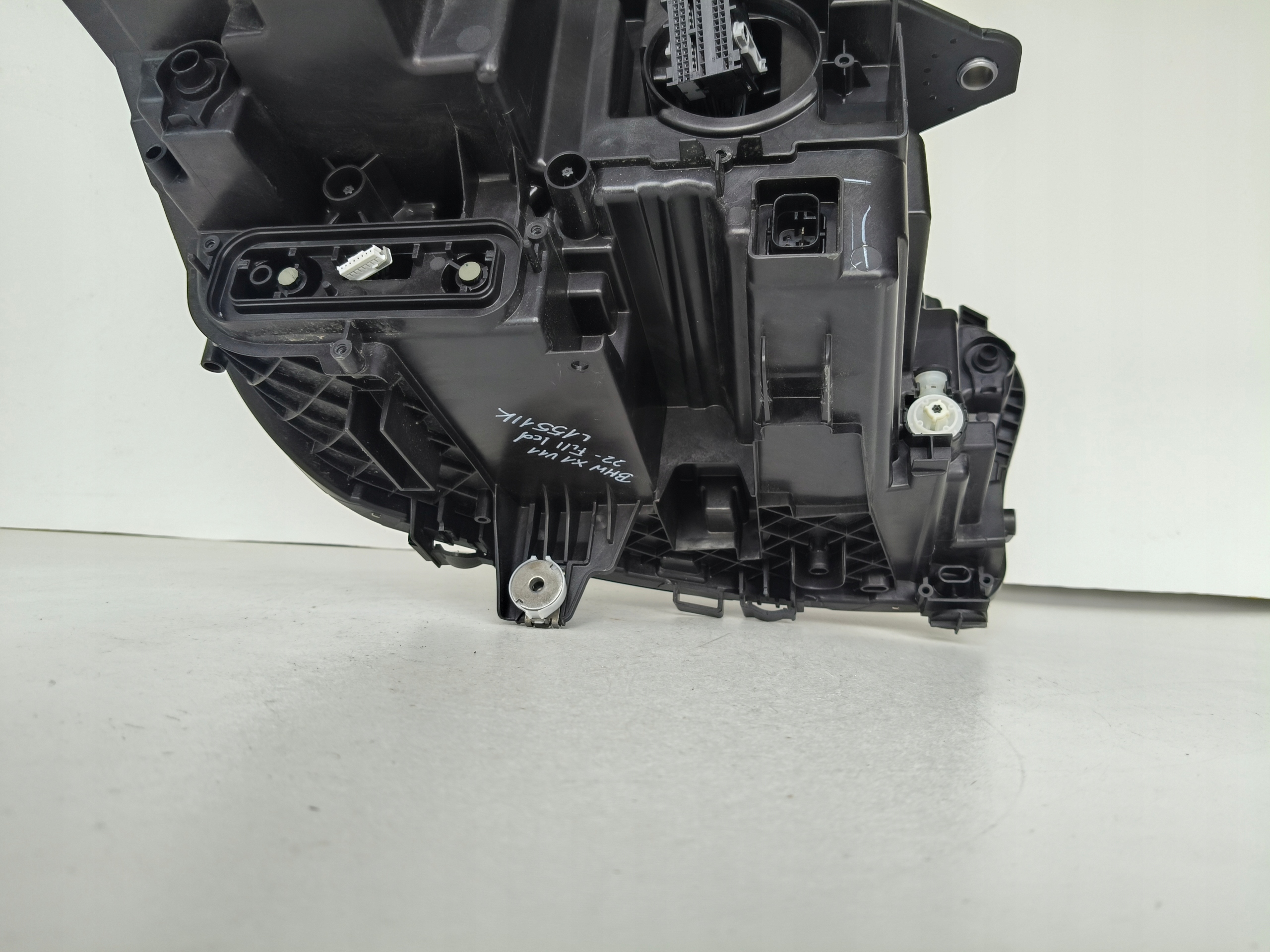 light left REFLEKTOR BMW X1 U11 22- FULL LED
