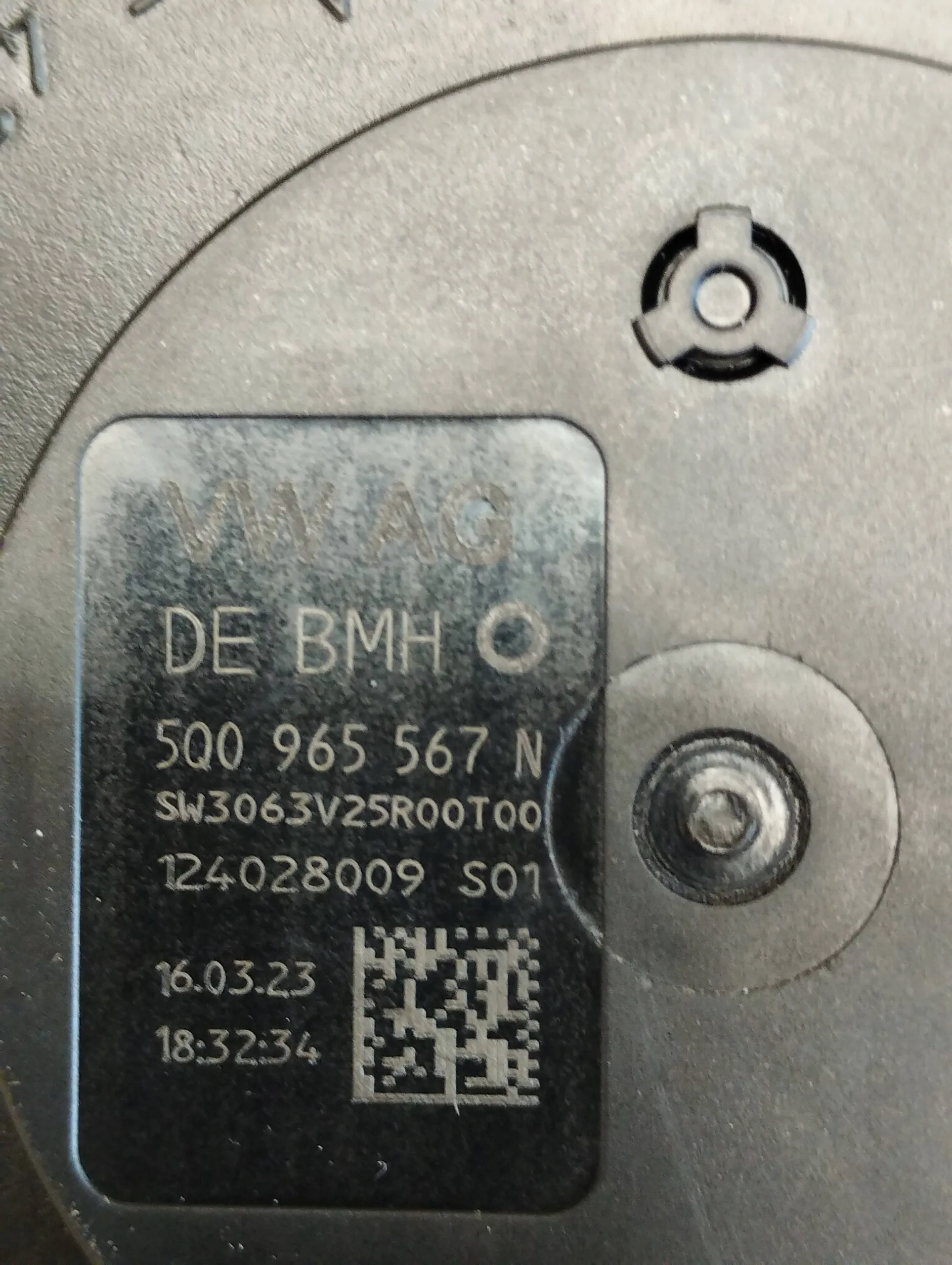 VW Polo VI 2G dodatna pumpa vode 5Q0965567N