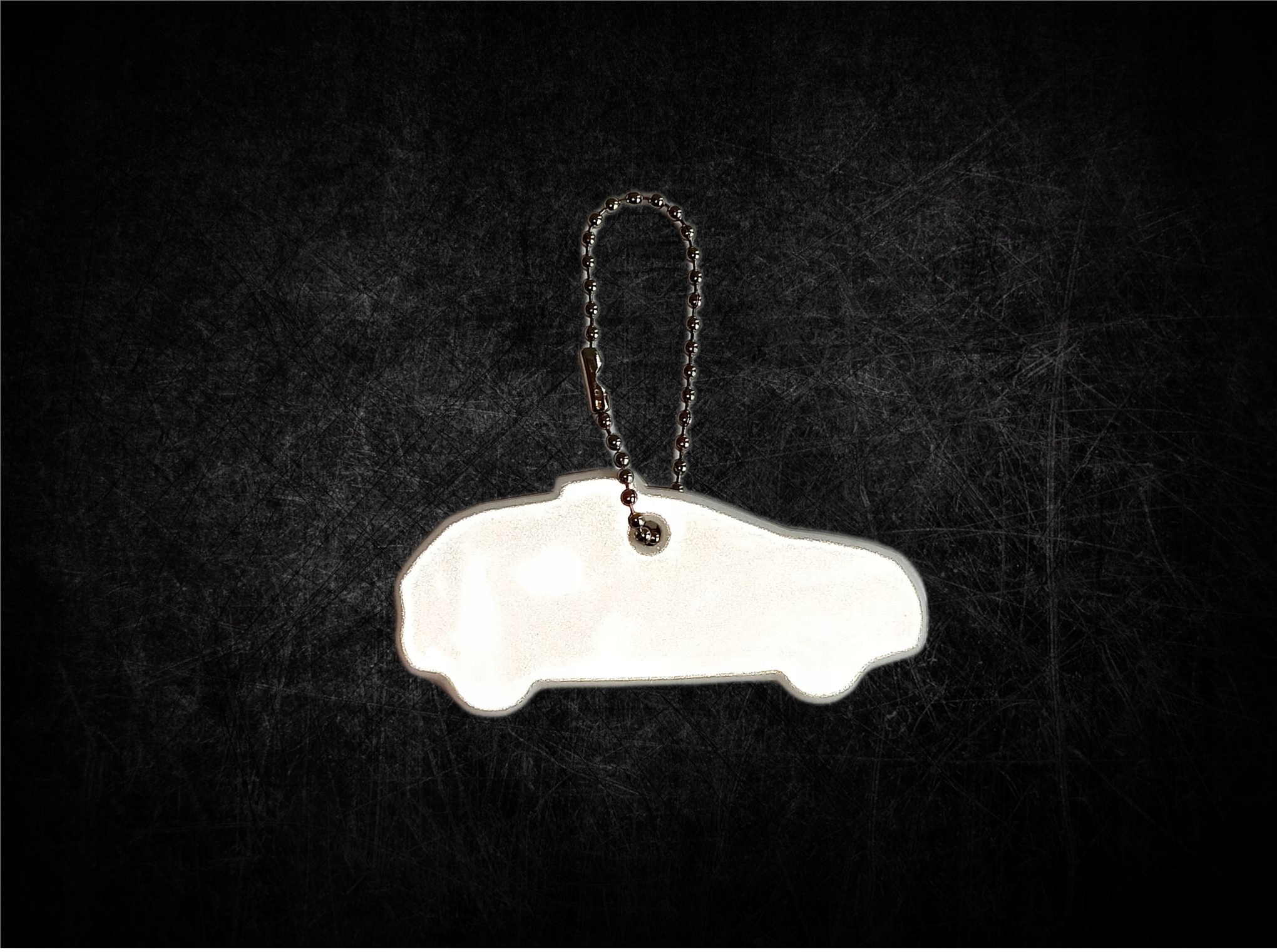 ODBLASKOWA ZAWIESZKA POLICJA BRELOK ODBLASK PRZYWIESZKA AUTO RADIOWÓZ Kod producenta ZAWIESZKA RADIOWÓZ