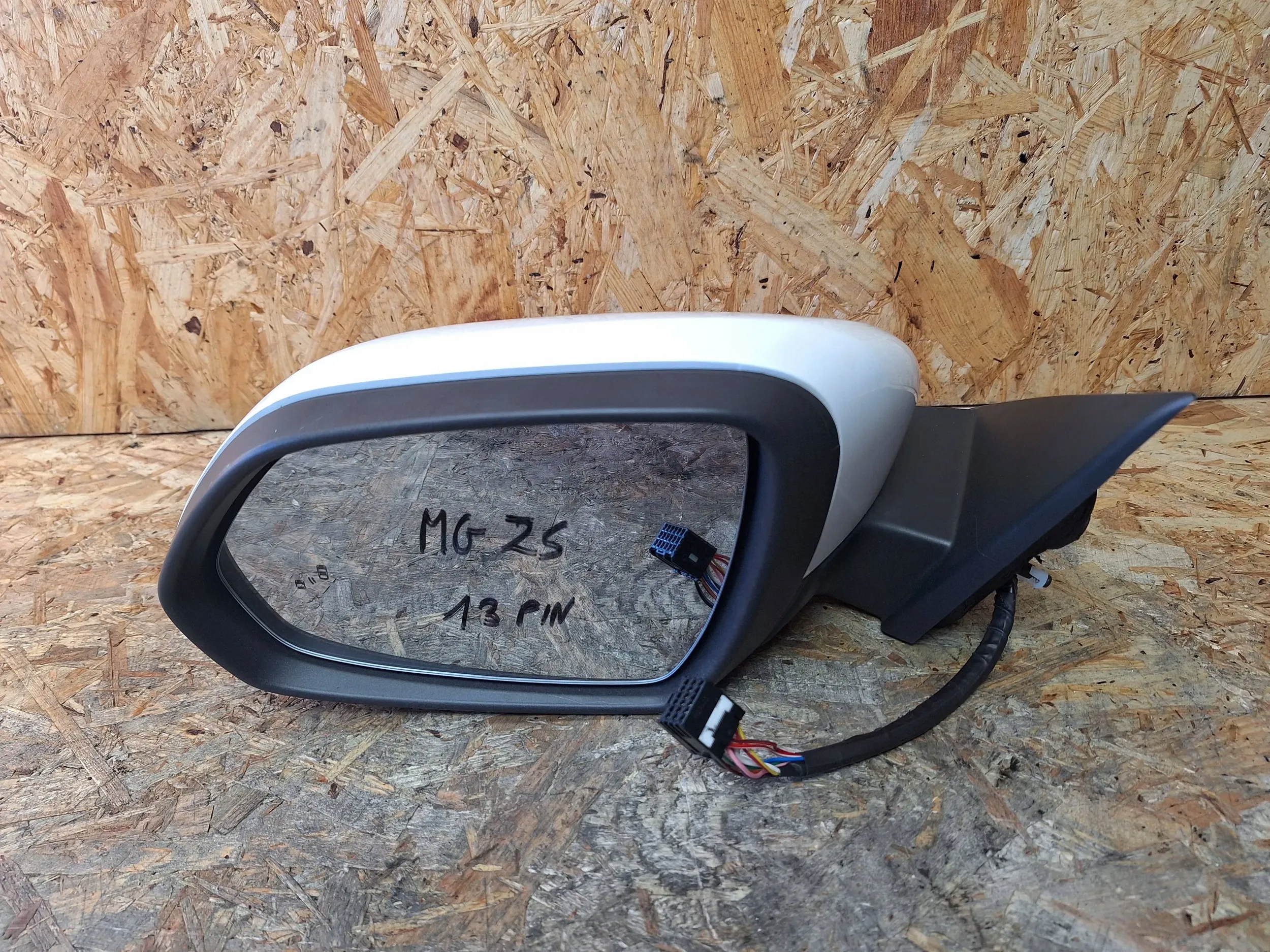 mirror left MG ZS 13PIN EU