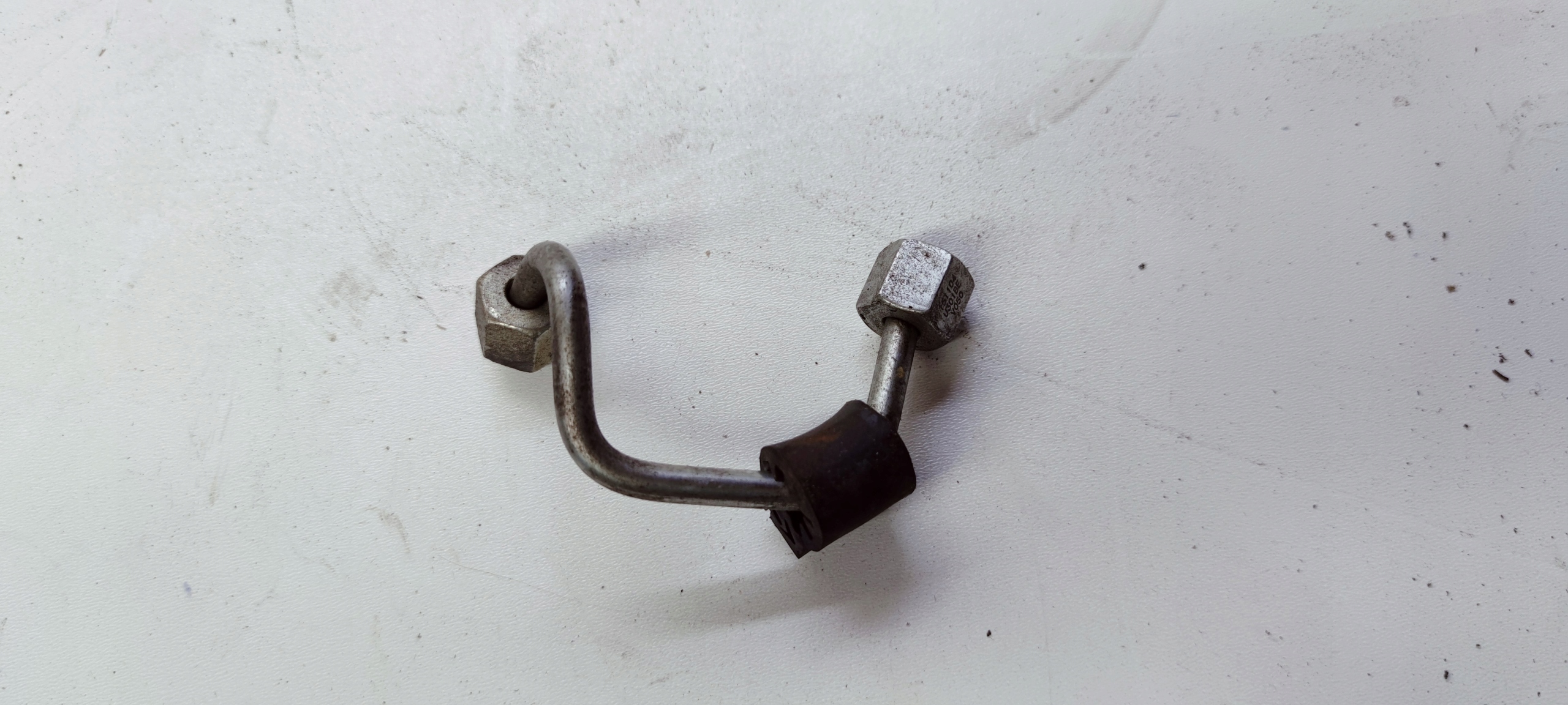 FUEL LINE CR AUDI A4 B9 A5 2.0 TDI U301BE