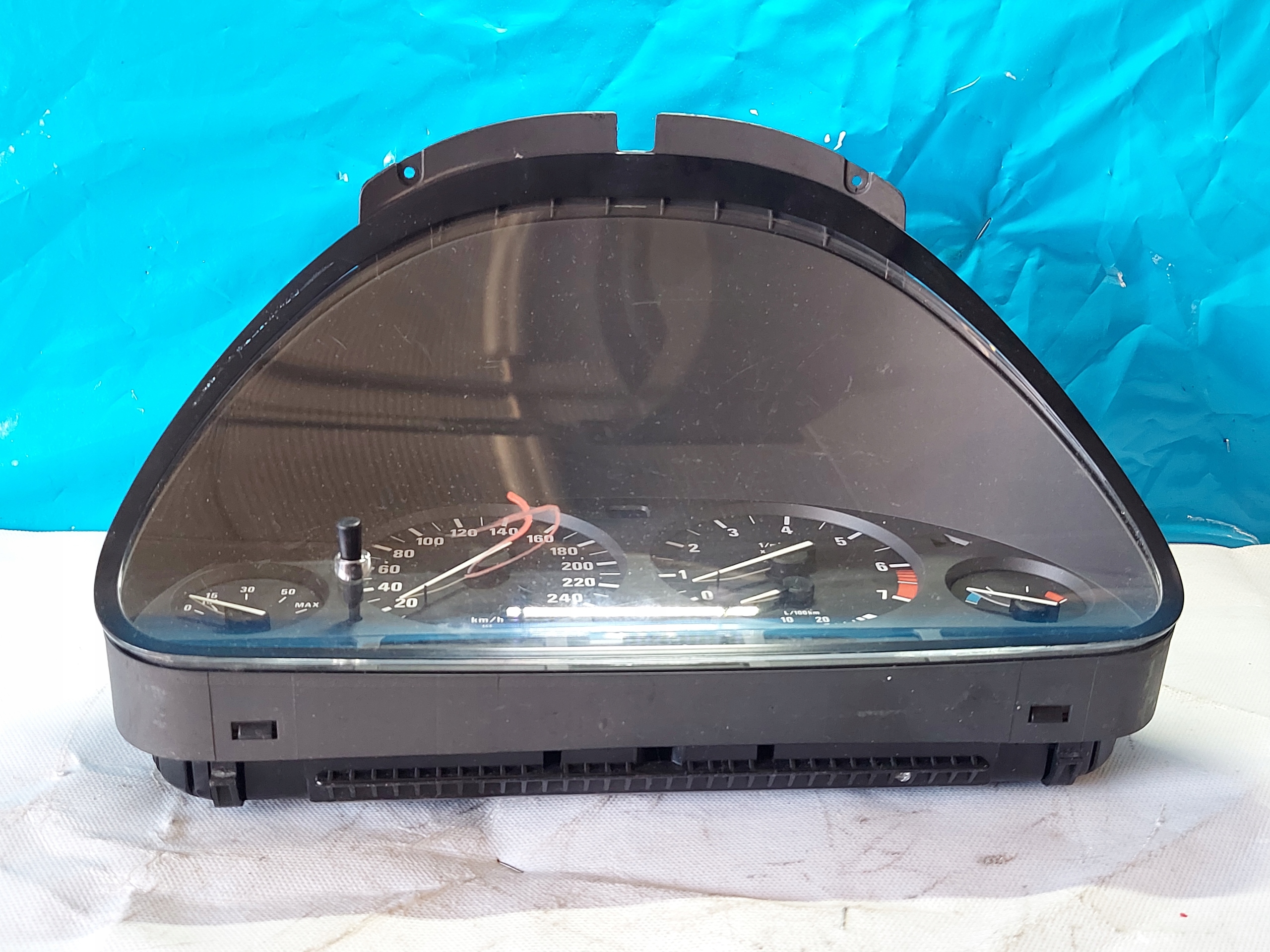 dials clock BMW 520 E39 62118379669