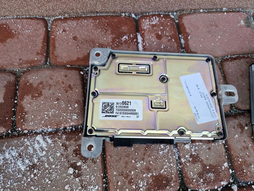 amplifier BOSE Opel Insignia B 39136621