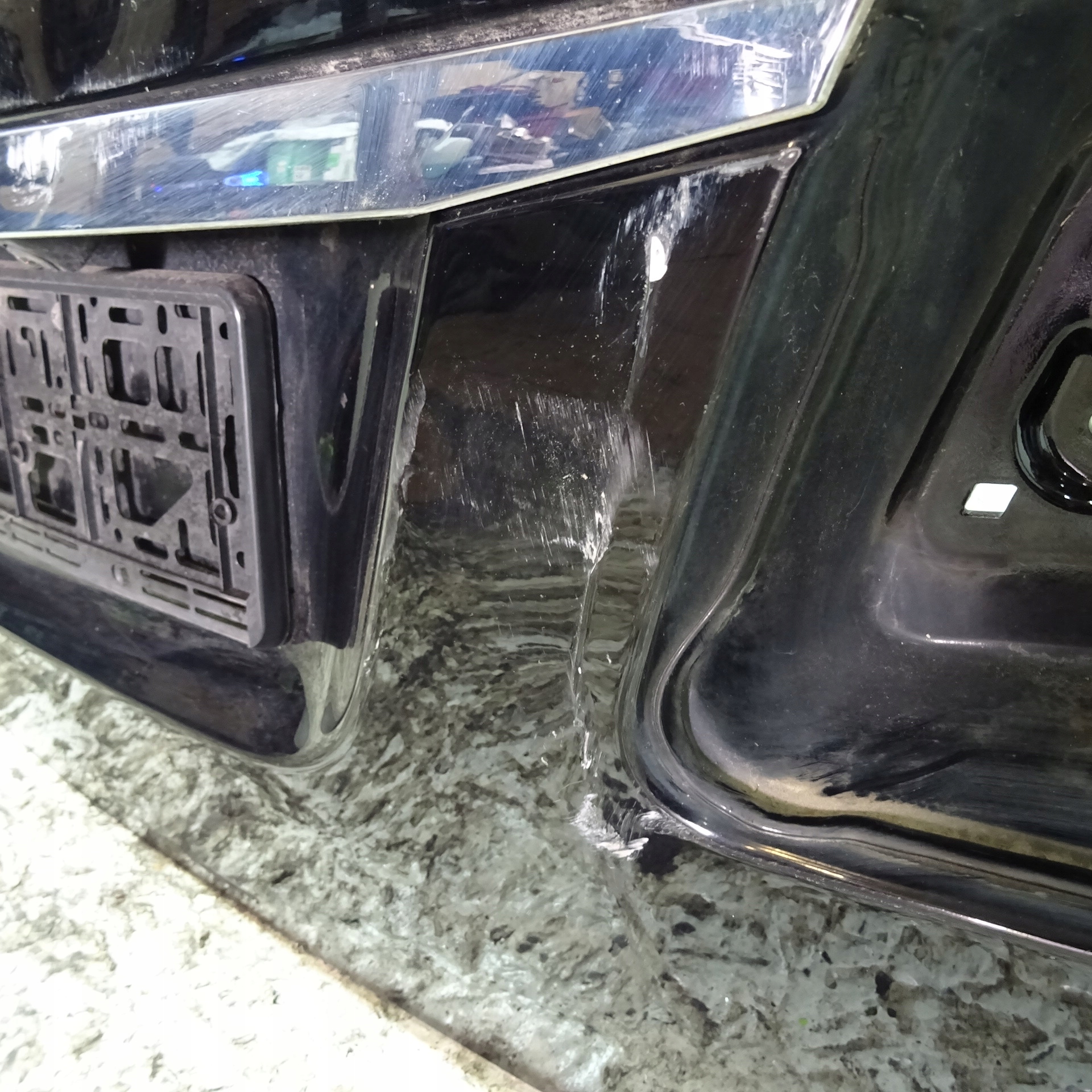 MERCEDES E200 S212 LIFT rear trunk door 040