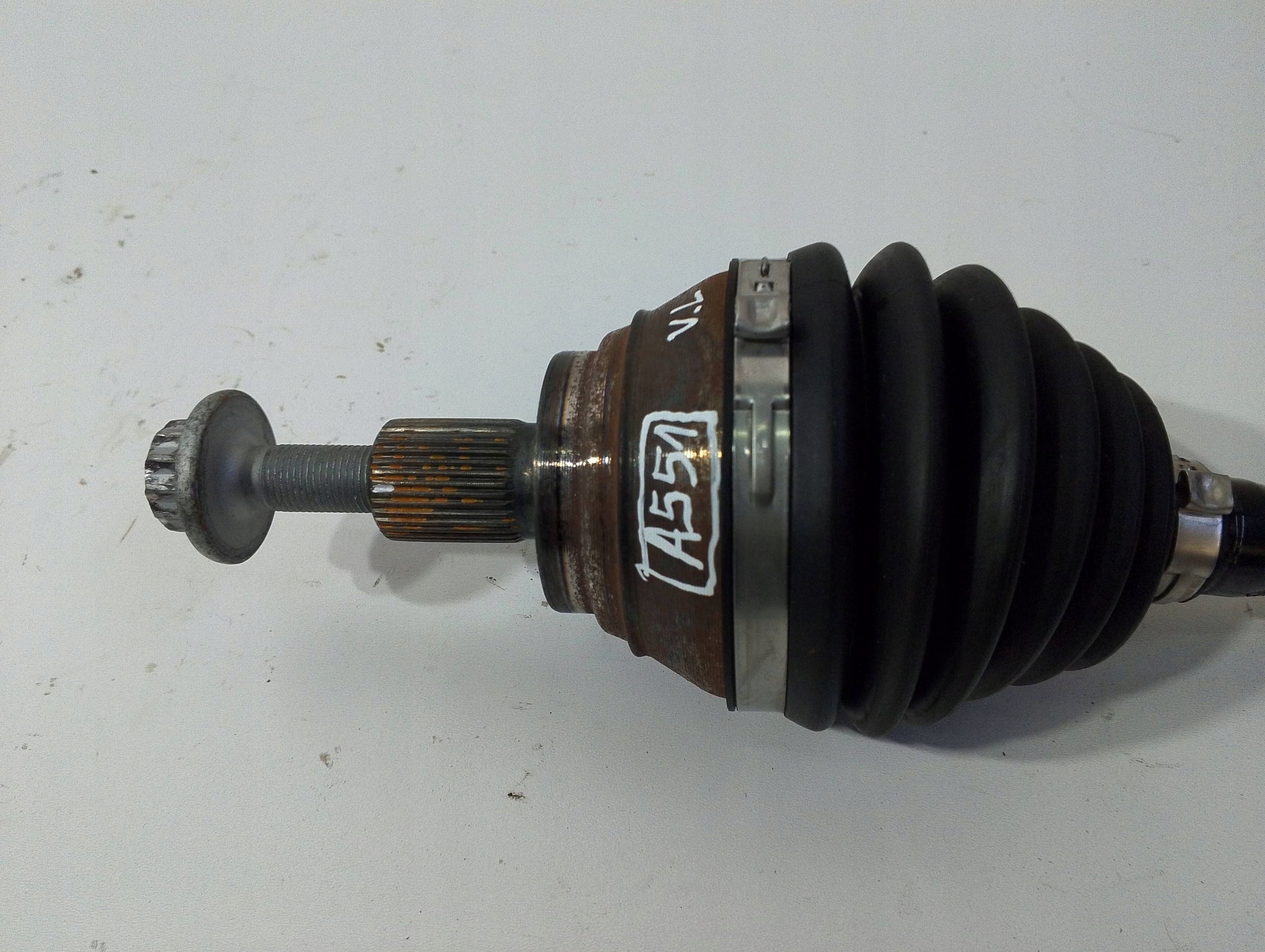 Audi A3 8Y 1,0 TFSI joint front 2K0407271K (A551)