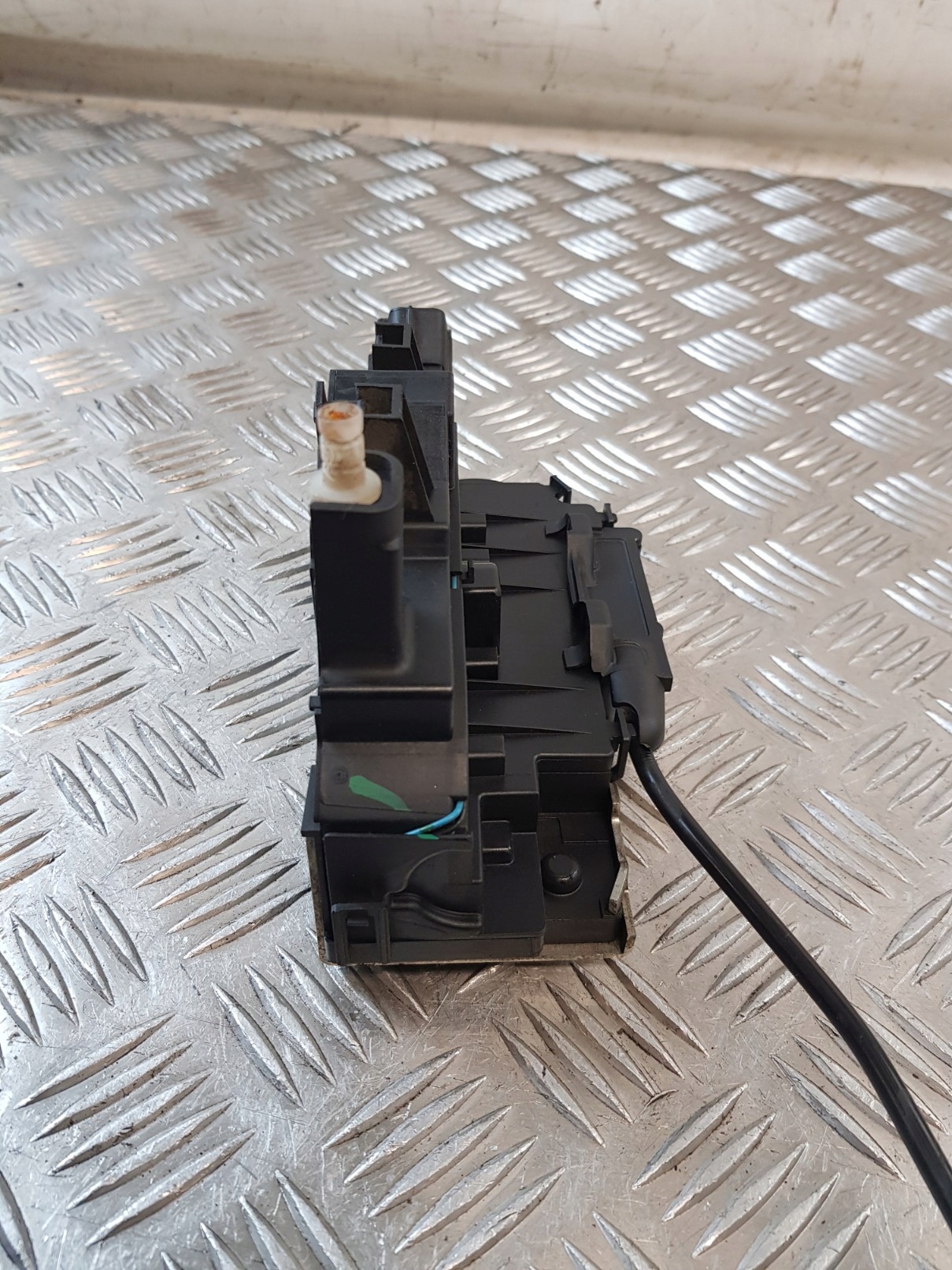 lock door right front 51787968 FIAT CROMA II 08R