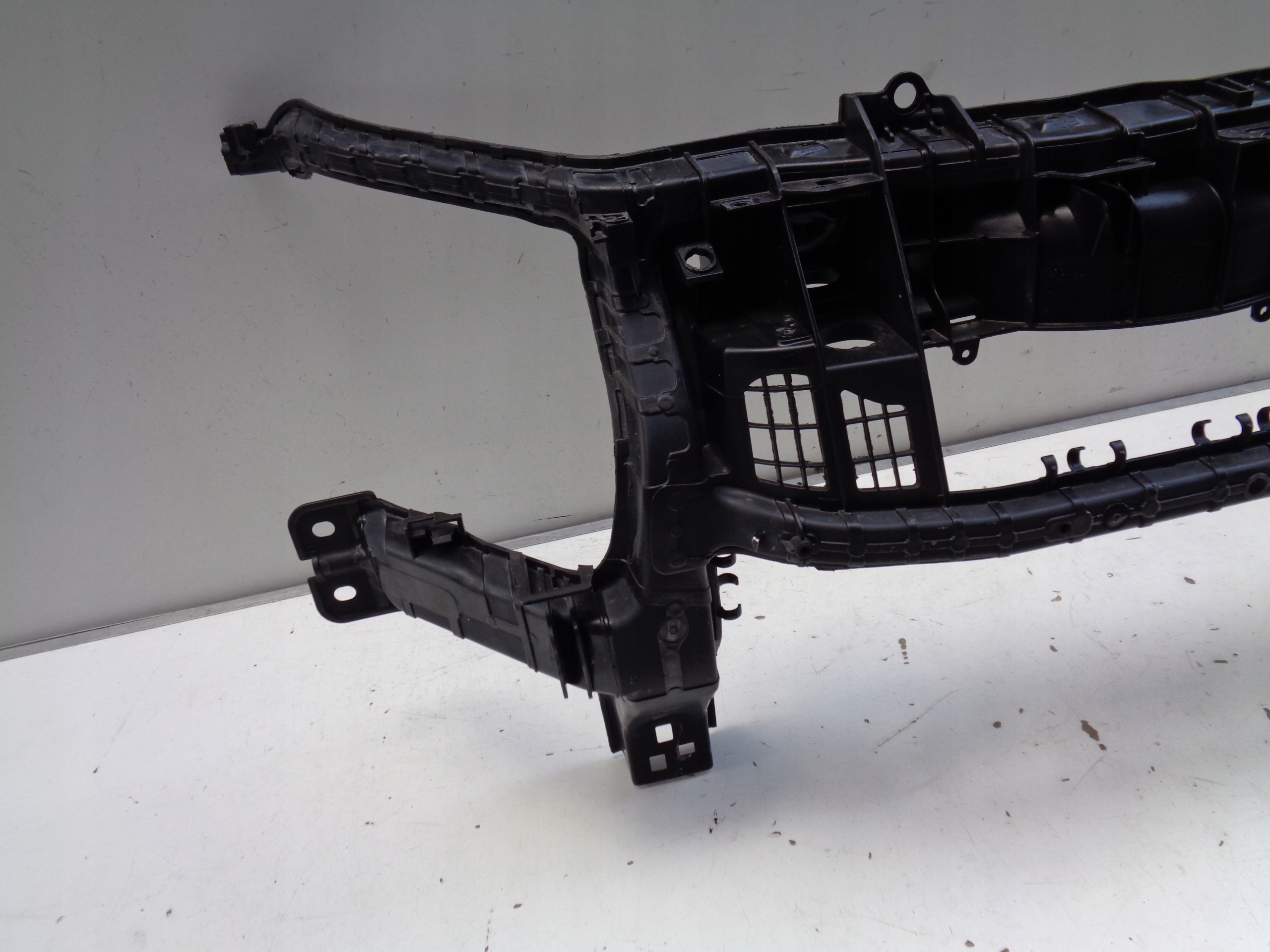 bar, wall front FORD TRANSIT MK8 14