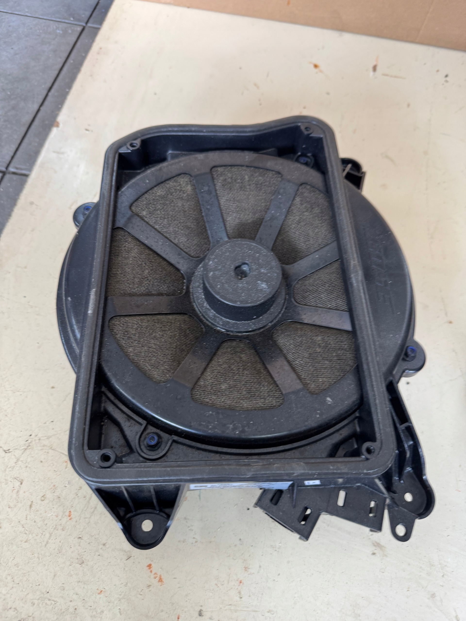 S6 C7 4G A6 speaker SUBWOOFER BOSE 4G1035709 sedan