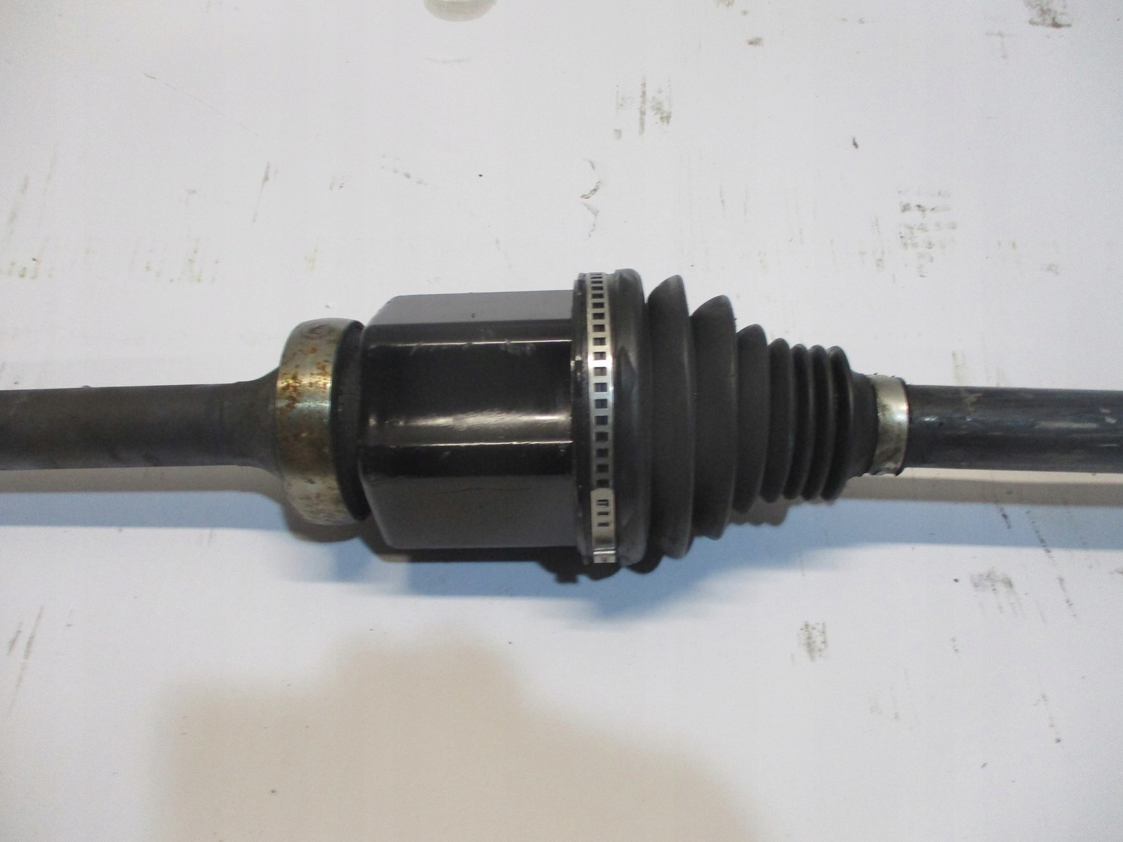 Semiasse JAGUAR E PACE J9C3-3B436-AB Destro