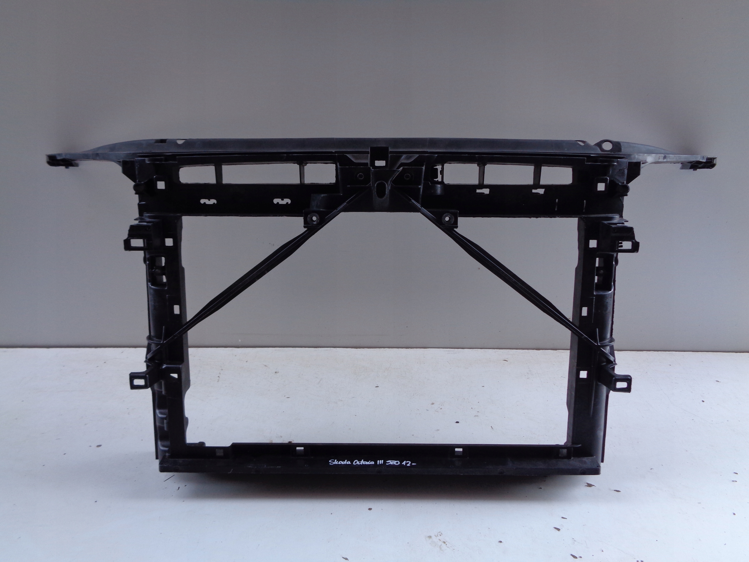 bar, wall front SKODA OCTAVIA III 3 5E 5E0 12