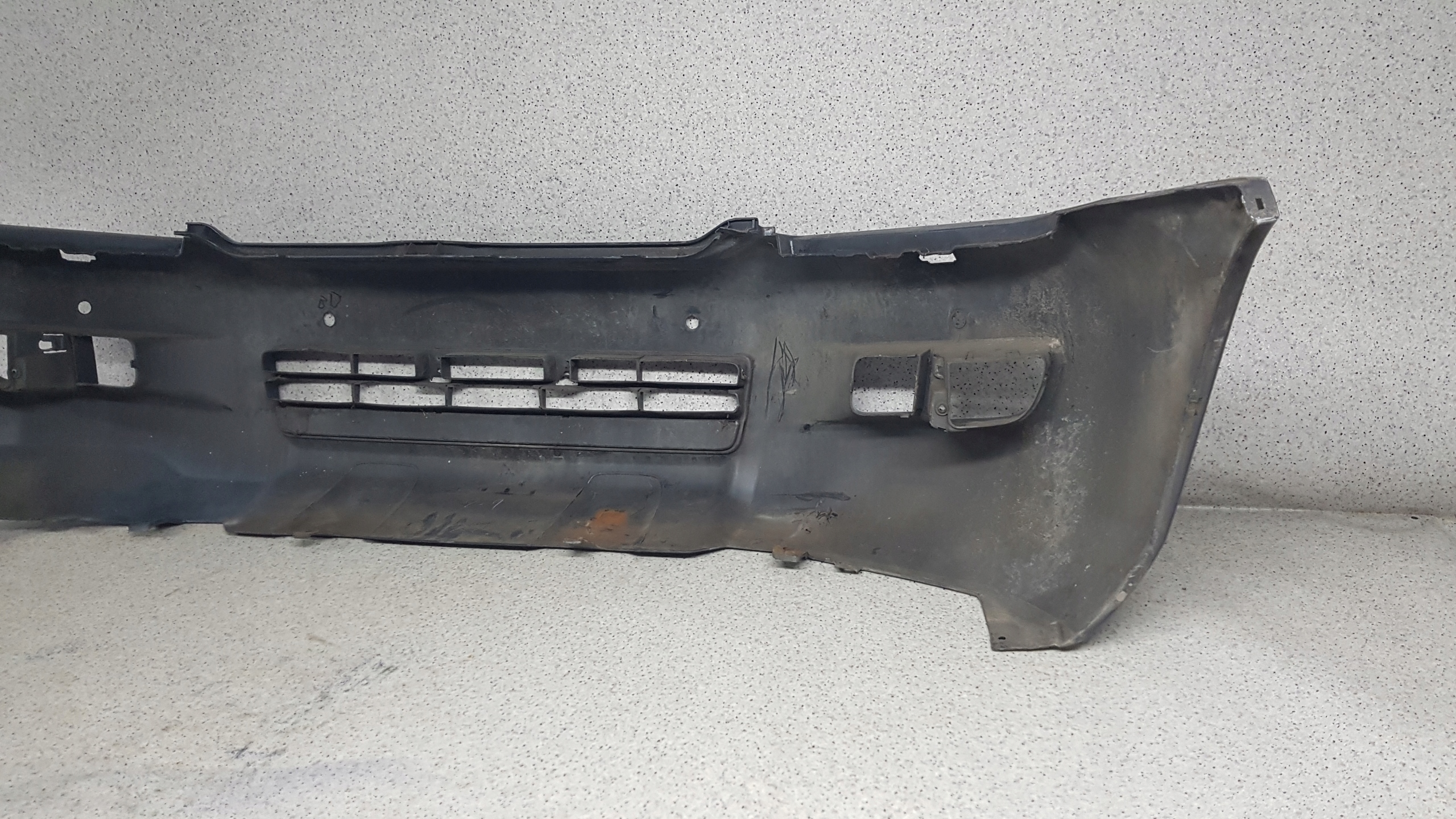 TOYOTA LAND CRUISER 120 2002 - SZEROKI bumper front 2368
