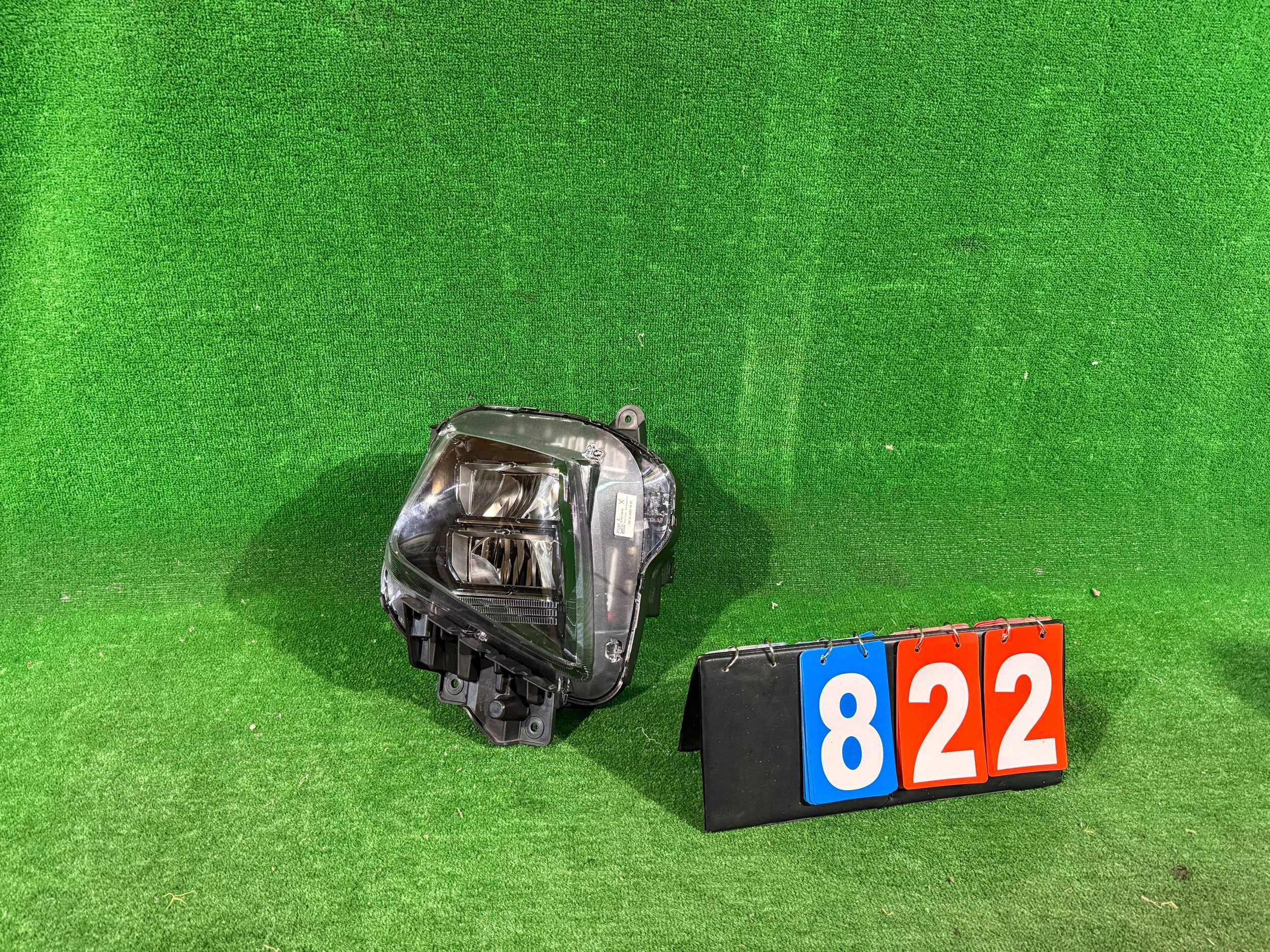 REFLEKTOR left HYUNDAI TUCSON IV FULL LED NR.822
