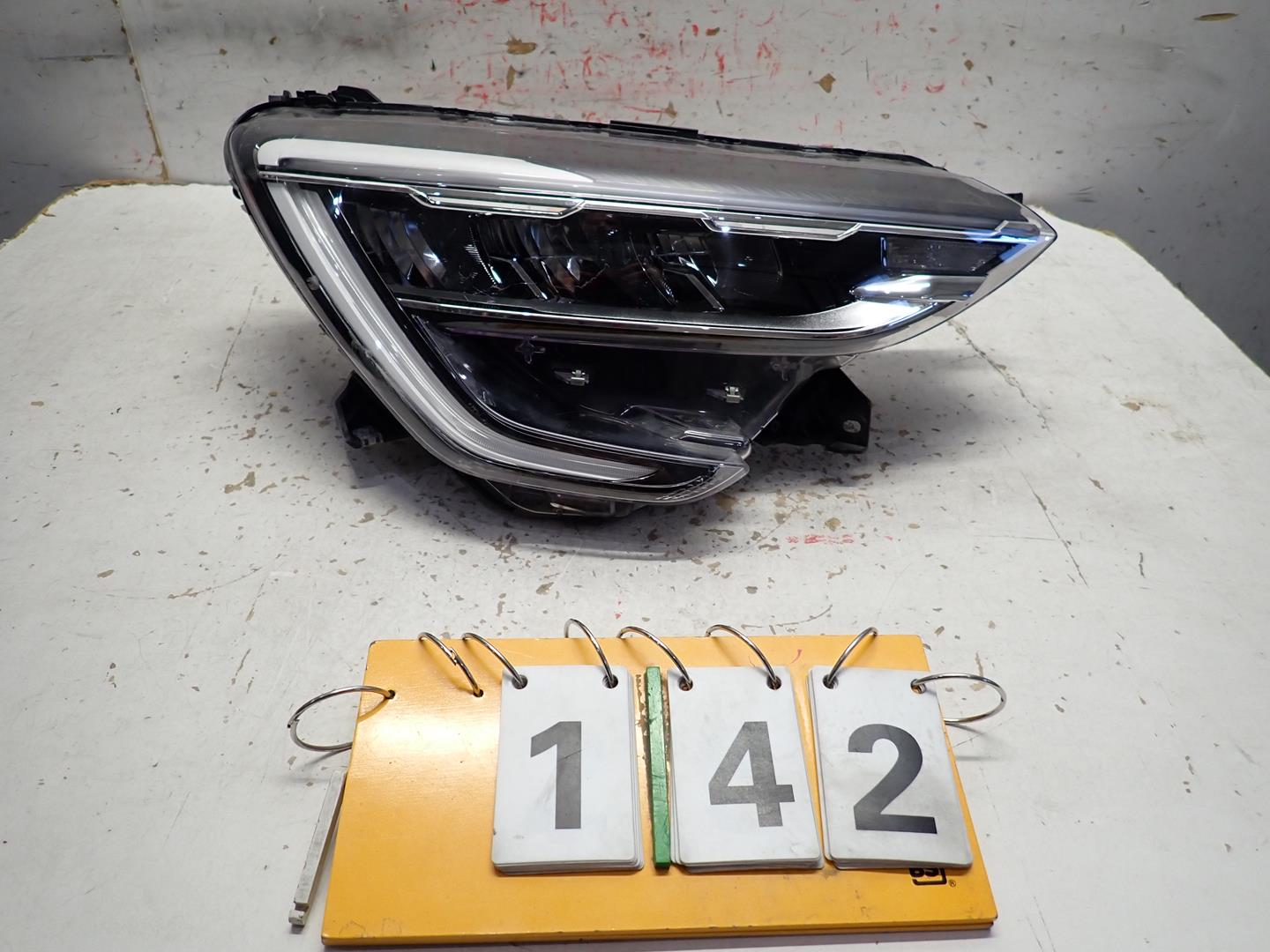 light front front right RENAULT ARKANA 2021- FULL LED 260107780