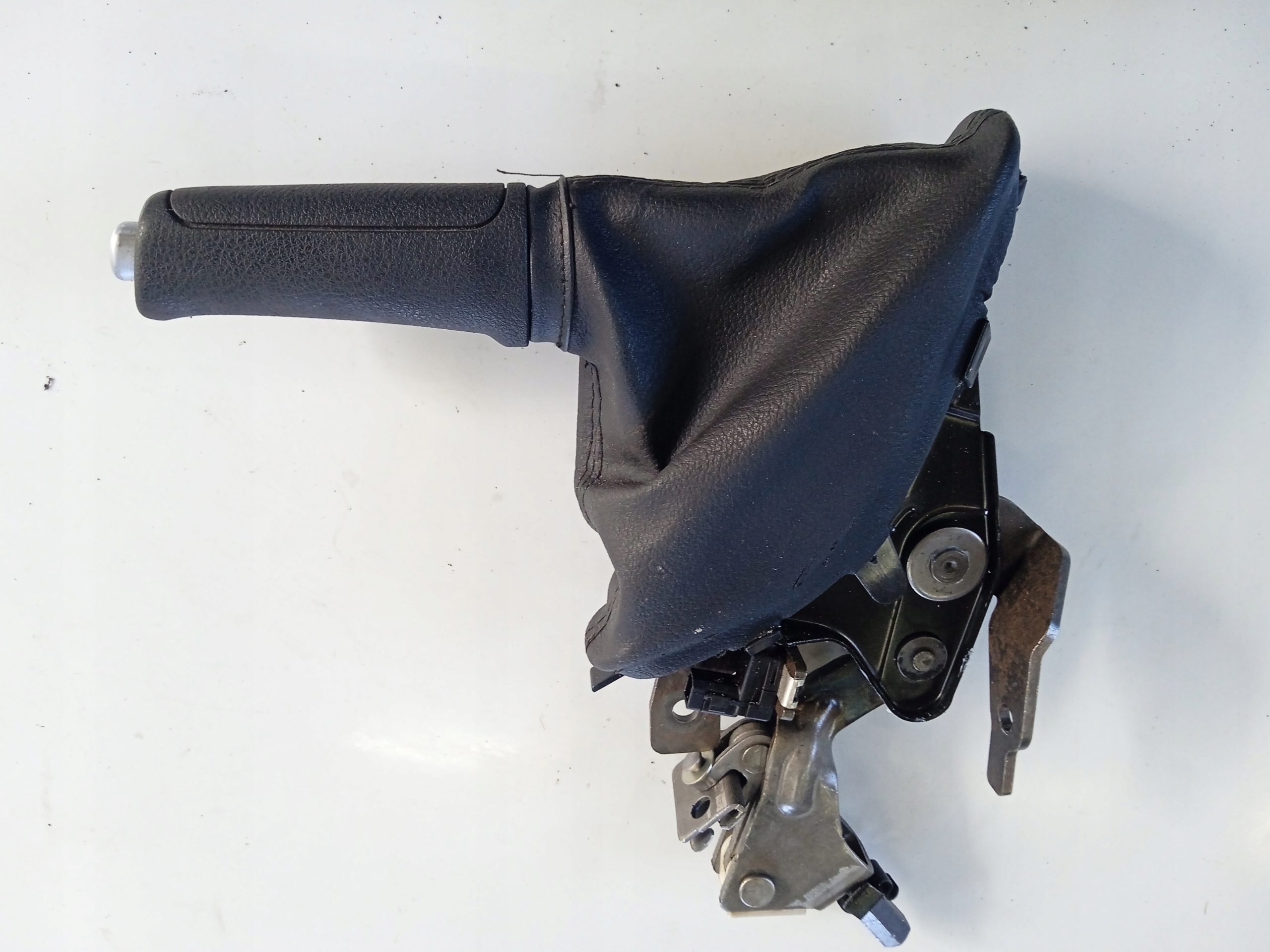 ALFA ROMEO 159 dźwignia hamulca ręcznego