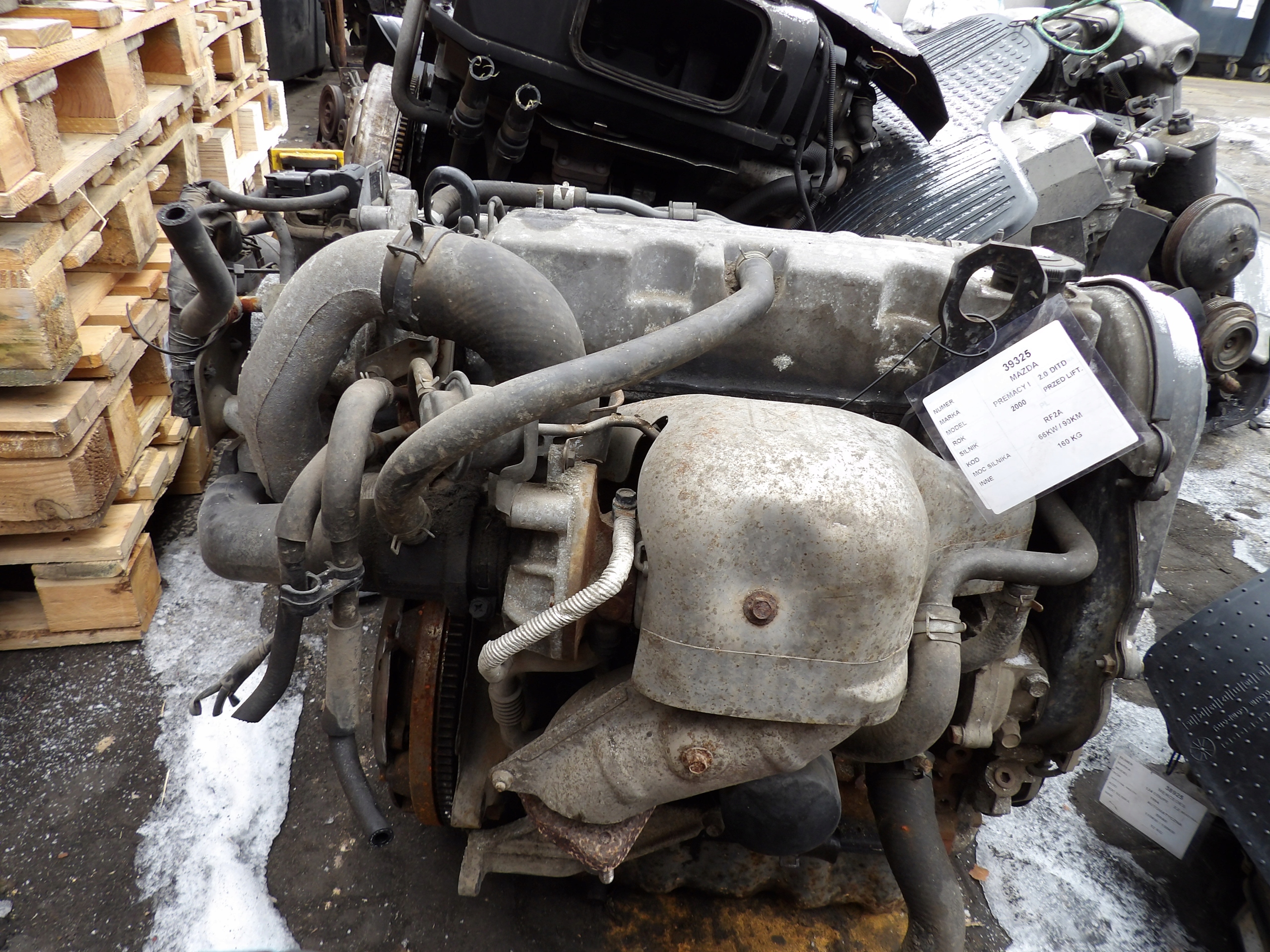 Mazda Premacy and engine complete 2,0 66KW 90KM RF2A