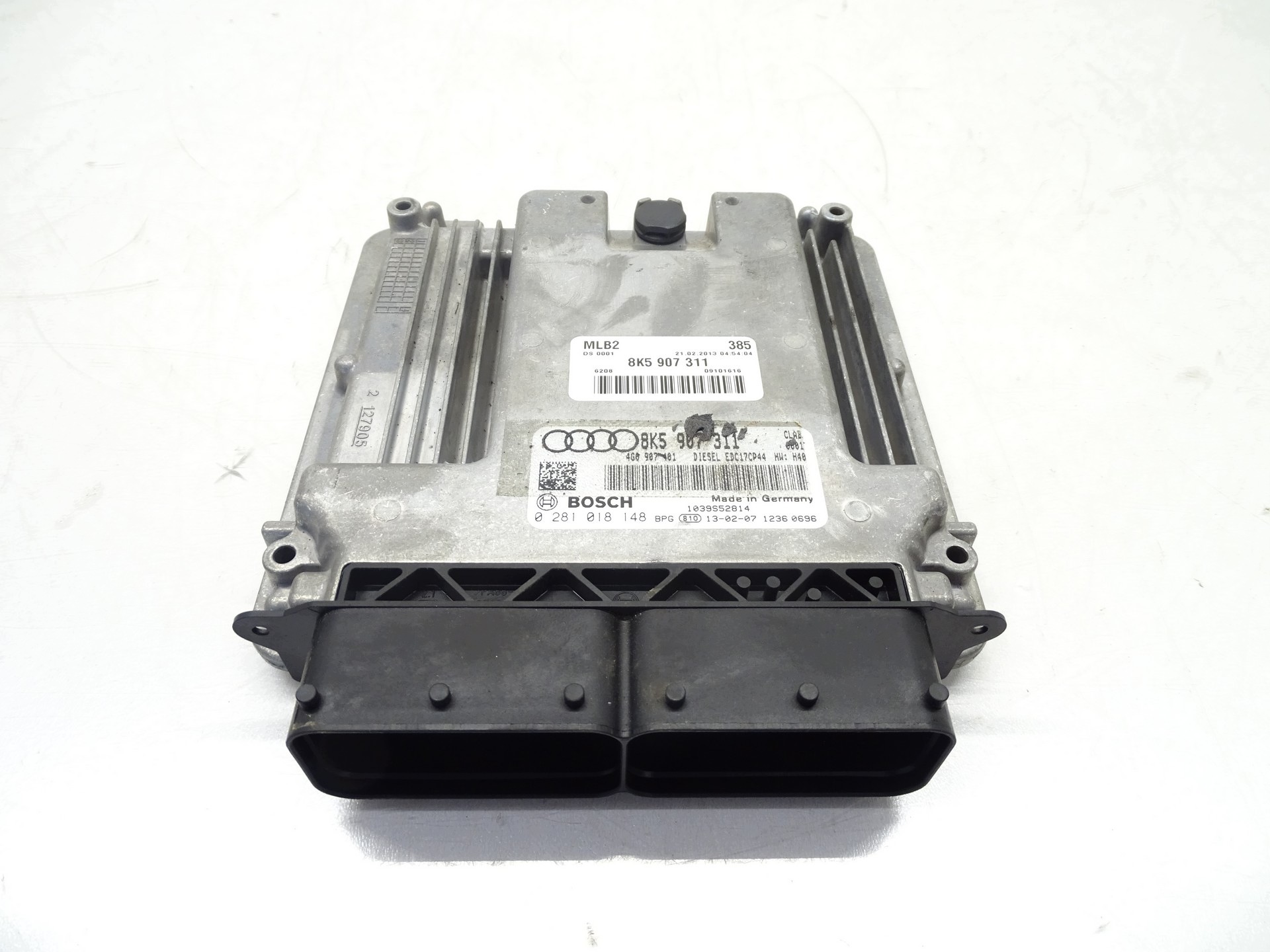 control unit computer of the engine AUDI A5 8T LIFT 3.0 TDI 8K5907311