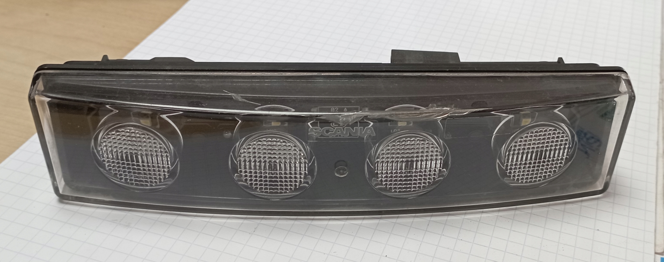 Lampka obrysowa Scania R 2035104