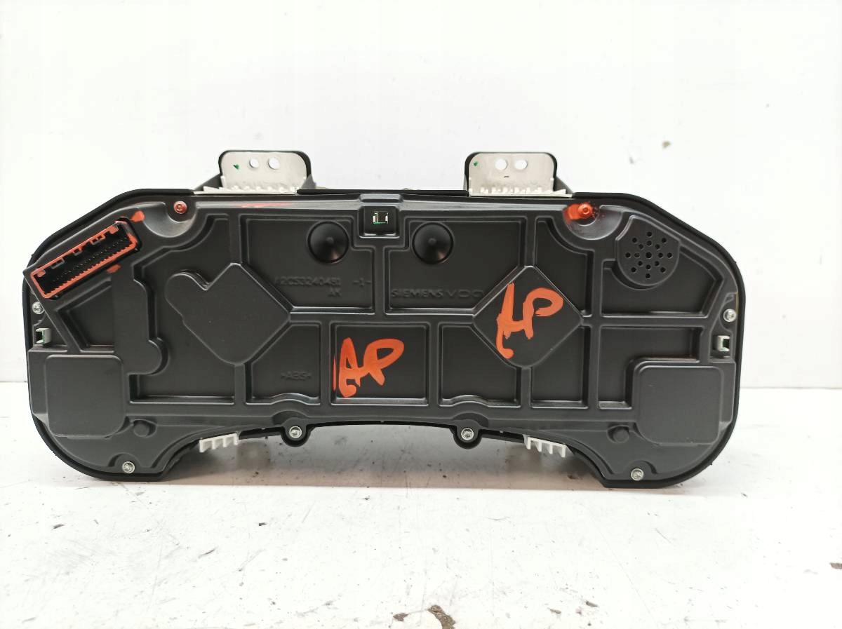 dials 83800-0Z290 2.0 D Toyota Auris and (2006-2012)