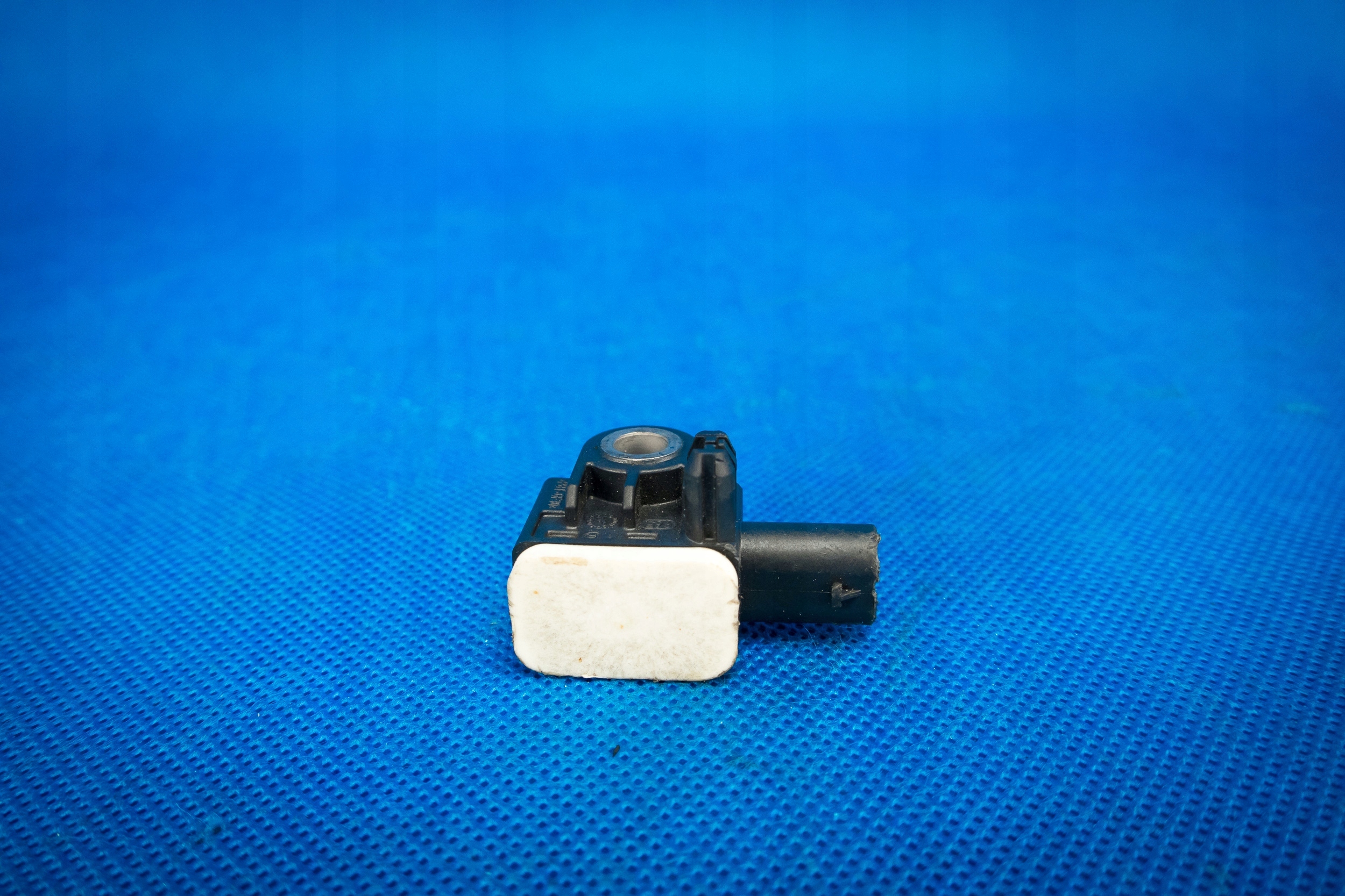 Sensor przyspieszenia Audi A8 4N Q7 4M 4M0907508