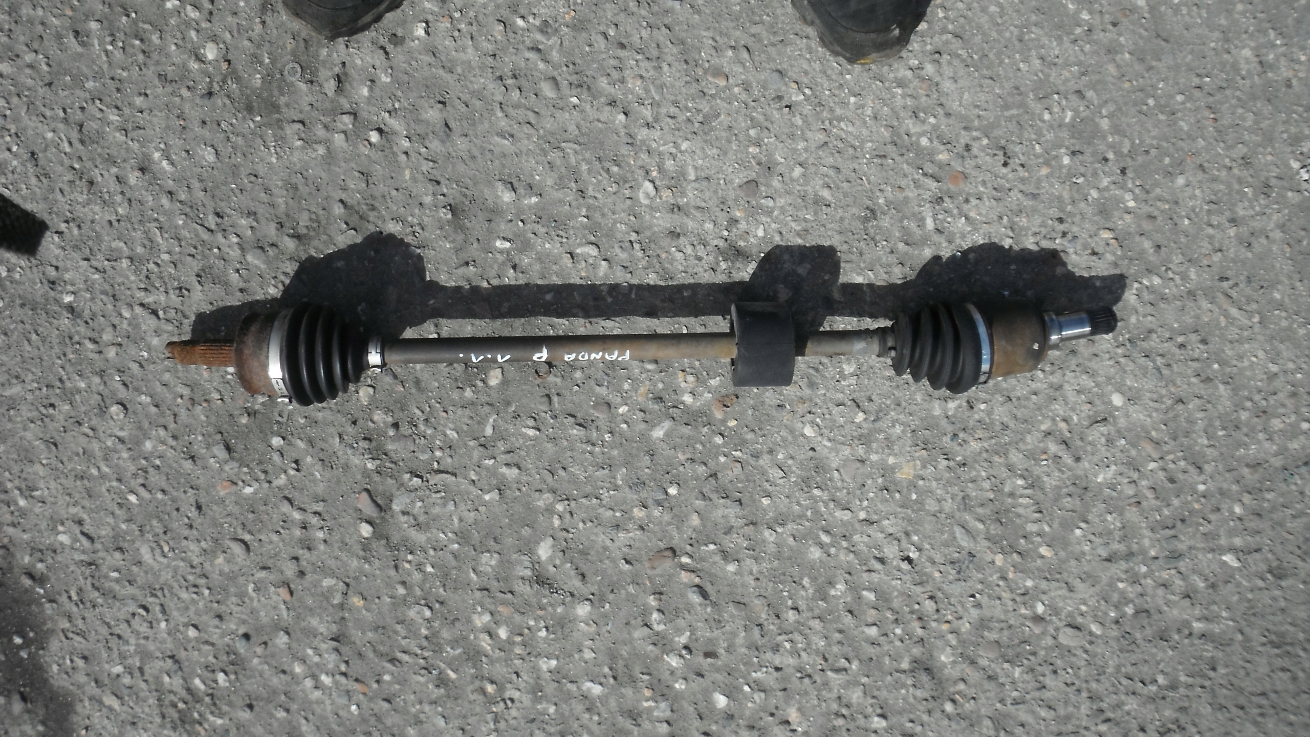 FIAT PANDA II 1.1 8V PÓŁOŚ PRAWA