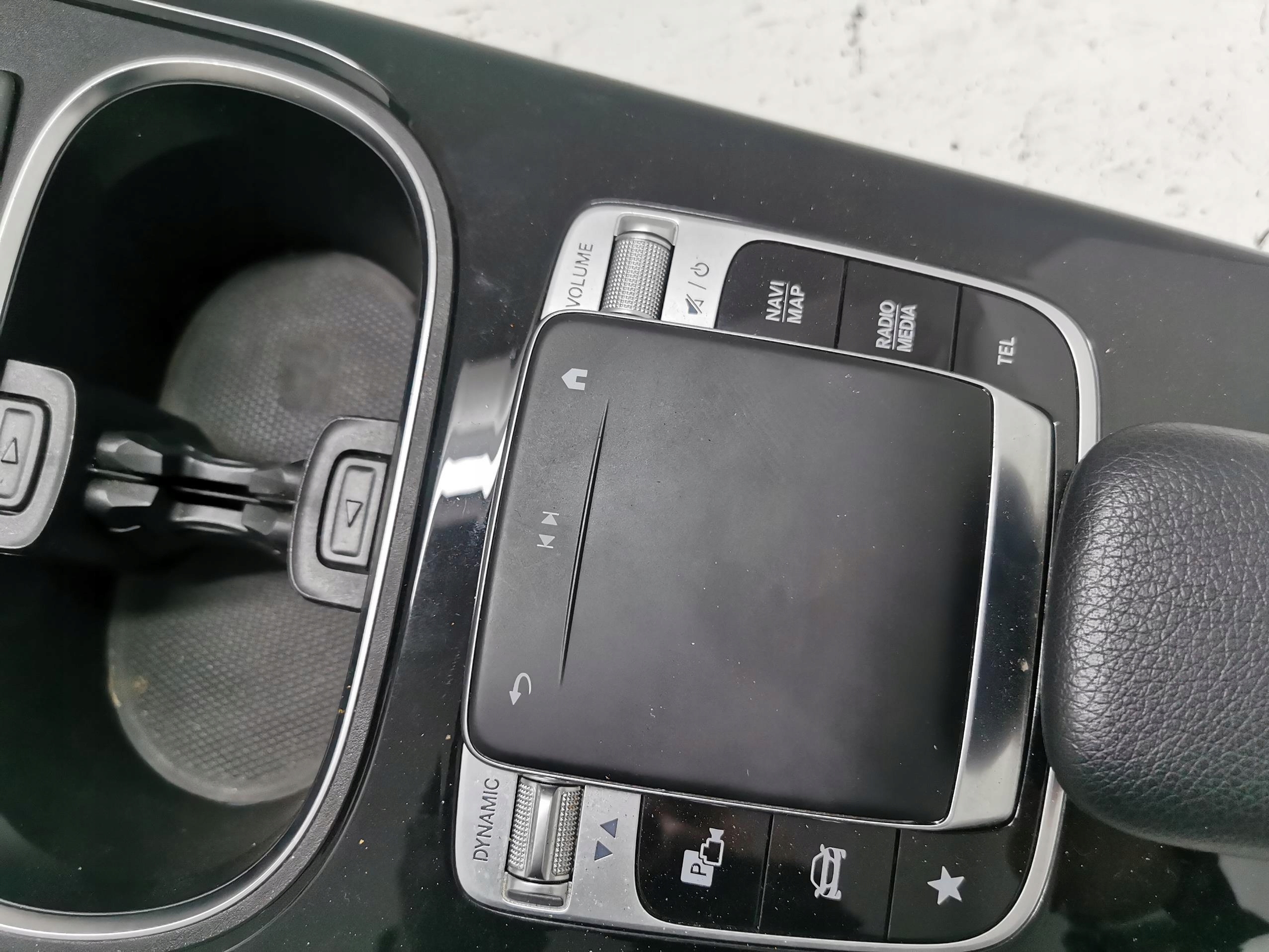 TUNEL central PANEL MERCEDES A-KLASA W177 18- EU