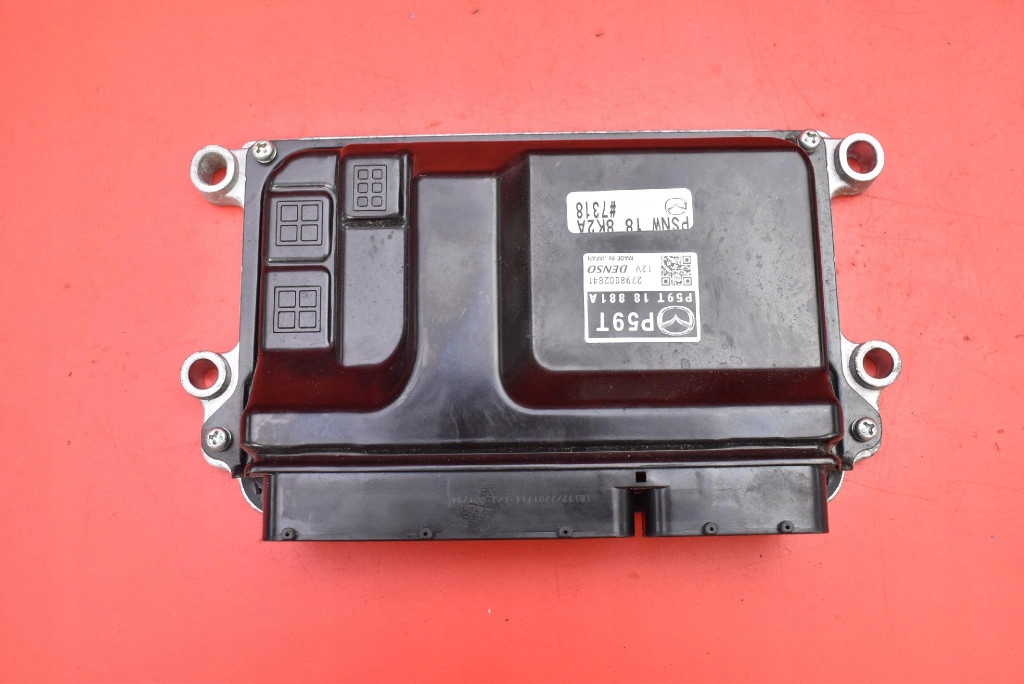 control unit computer of the engine P59T18881A MAZDA MX5 MX-5 4 IV ND 160 KM