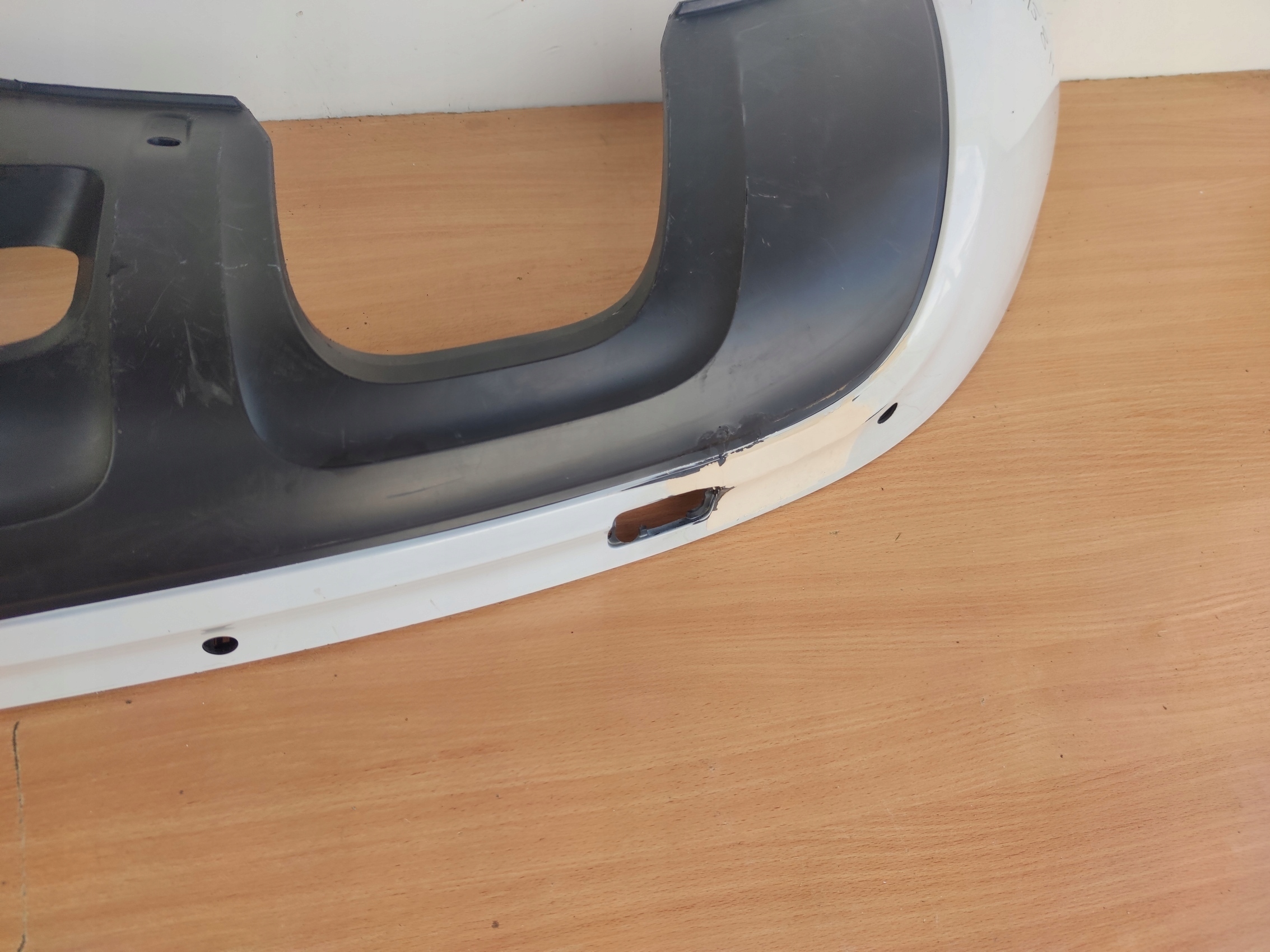 AUDI Q3 8U0 SPOILER dopuna branika stražnji dio ispod PDC