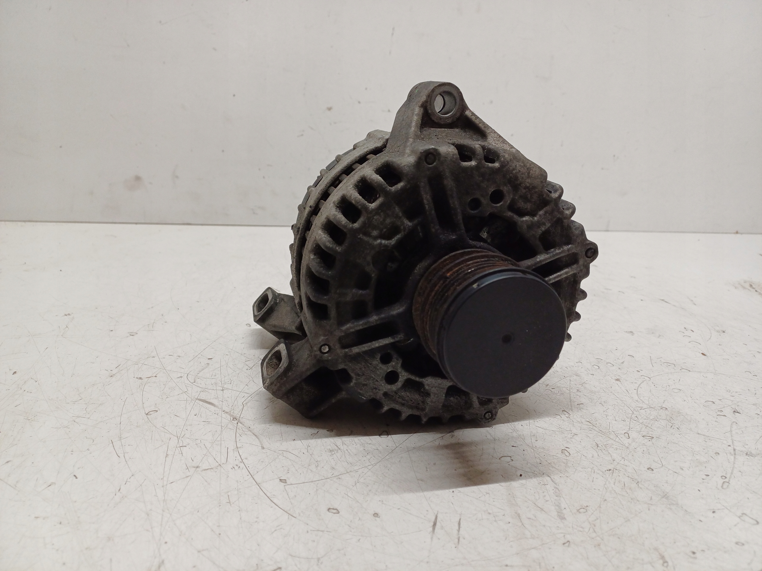 VOLVO S80 2 II V70 III 06- 2.4 D5 ALTERNATOR 6G9N-10300-JD