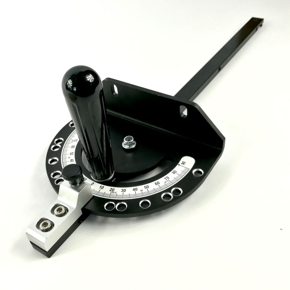 Ocelový úhlový příkladník s reg. vůle pro drážky