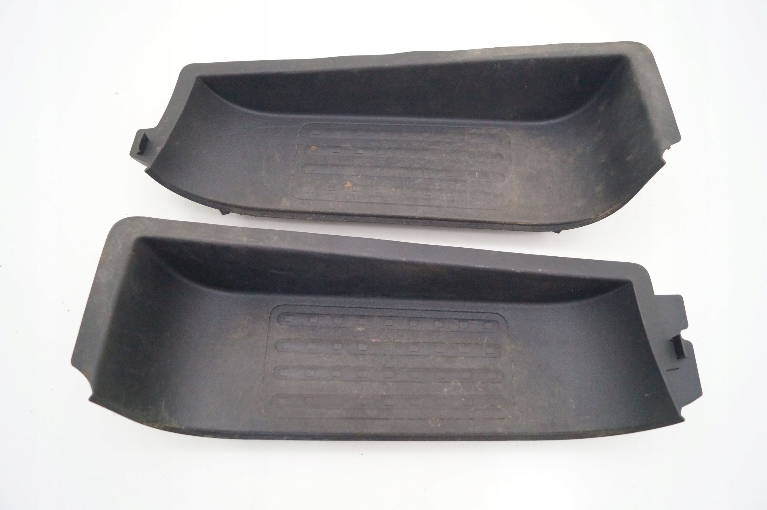 VW T5 7H0 04-08 LISTWA STOPIEŃ PRÓG LEWY