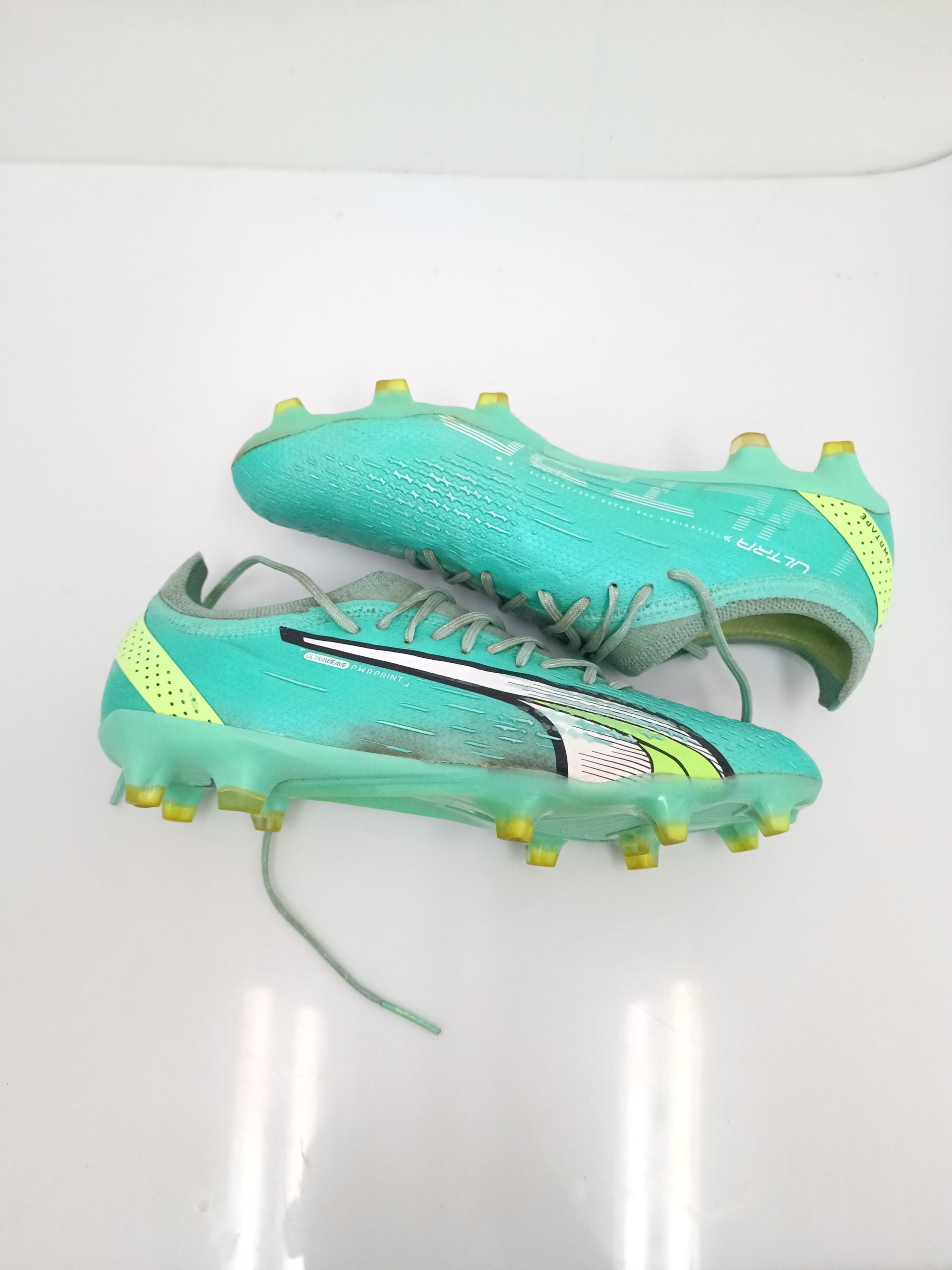 Buty piłkarskie PUMA Ultra Ultimate Fg/Ag 41 Typ brak informacji