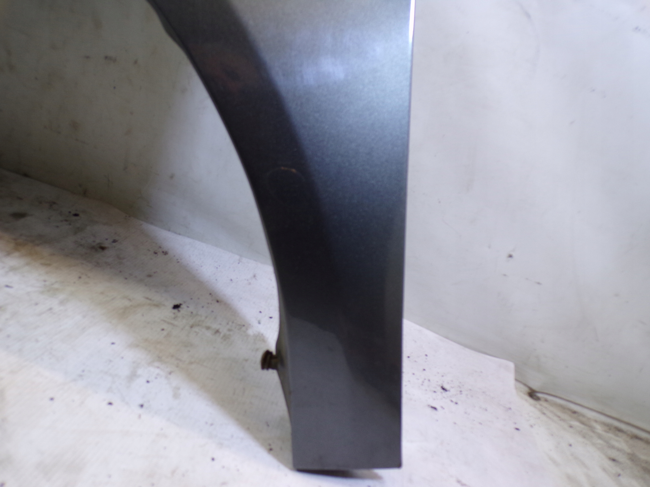 fender left front VOLKSWAGEN TOURAN 1 colour 2R2R GRAU