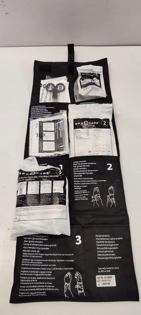 VOLVO XC40 APTECZKA PIERWSZEJ POMOCY 32149426