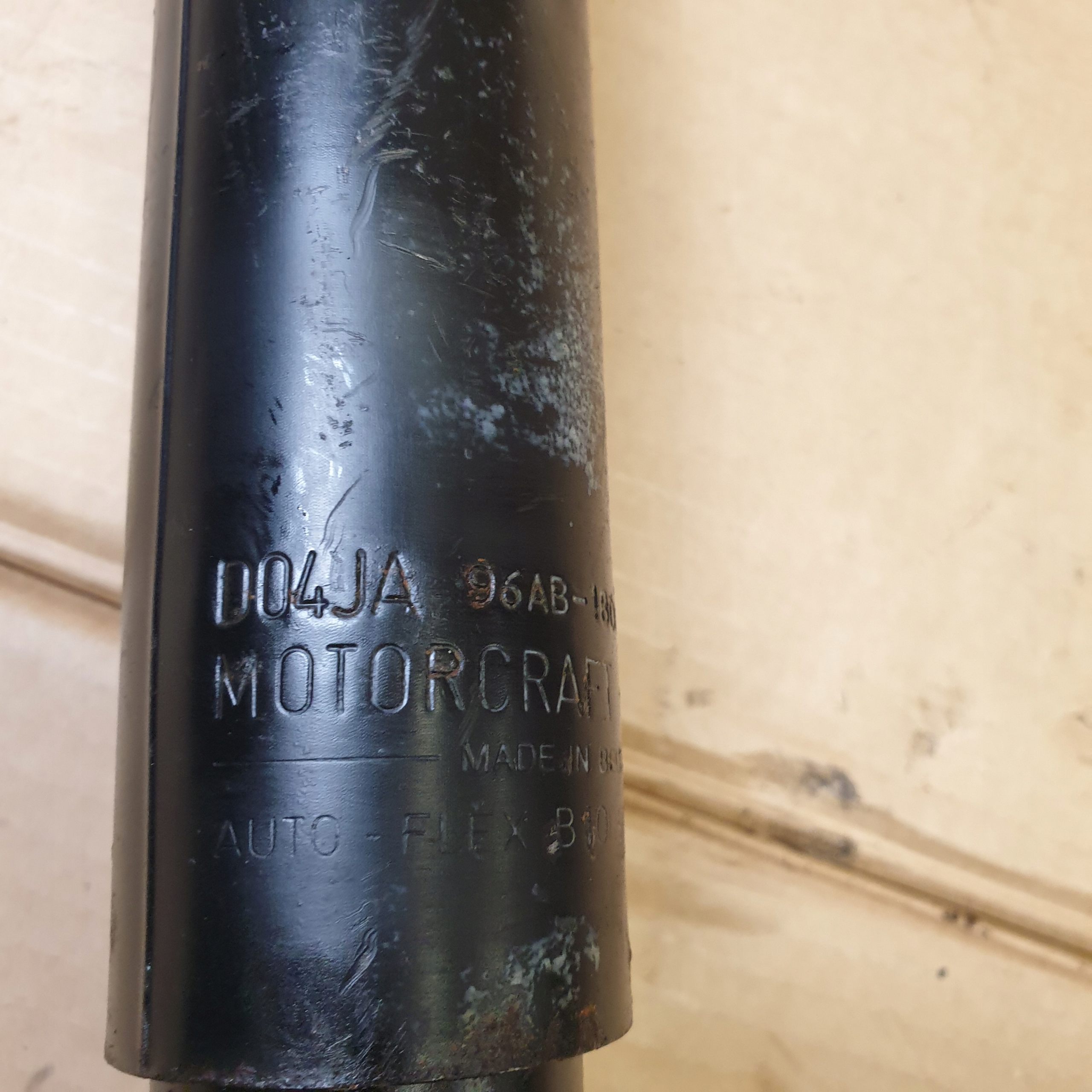 shock absorber rear right left FORD ESCORT 95 OE