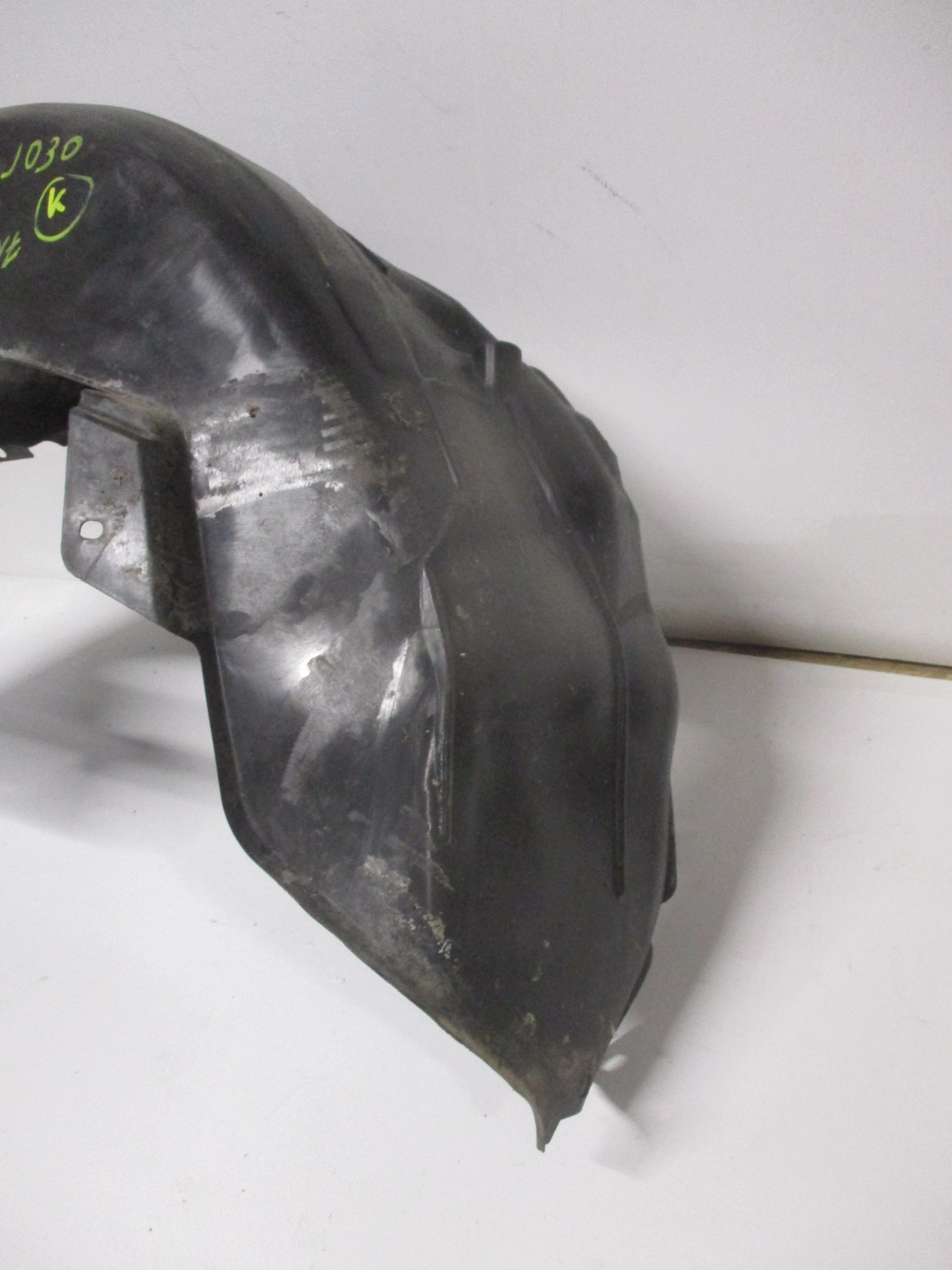 mudguard rear. rear part left SUBARU LEGACY 59122AJ030